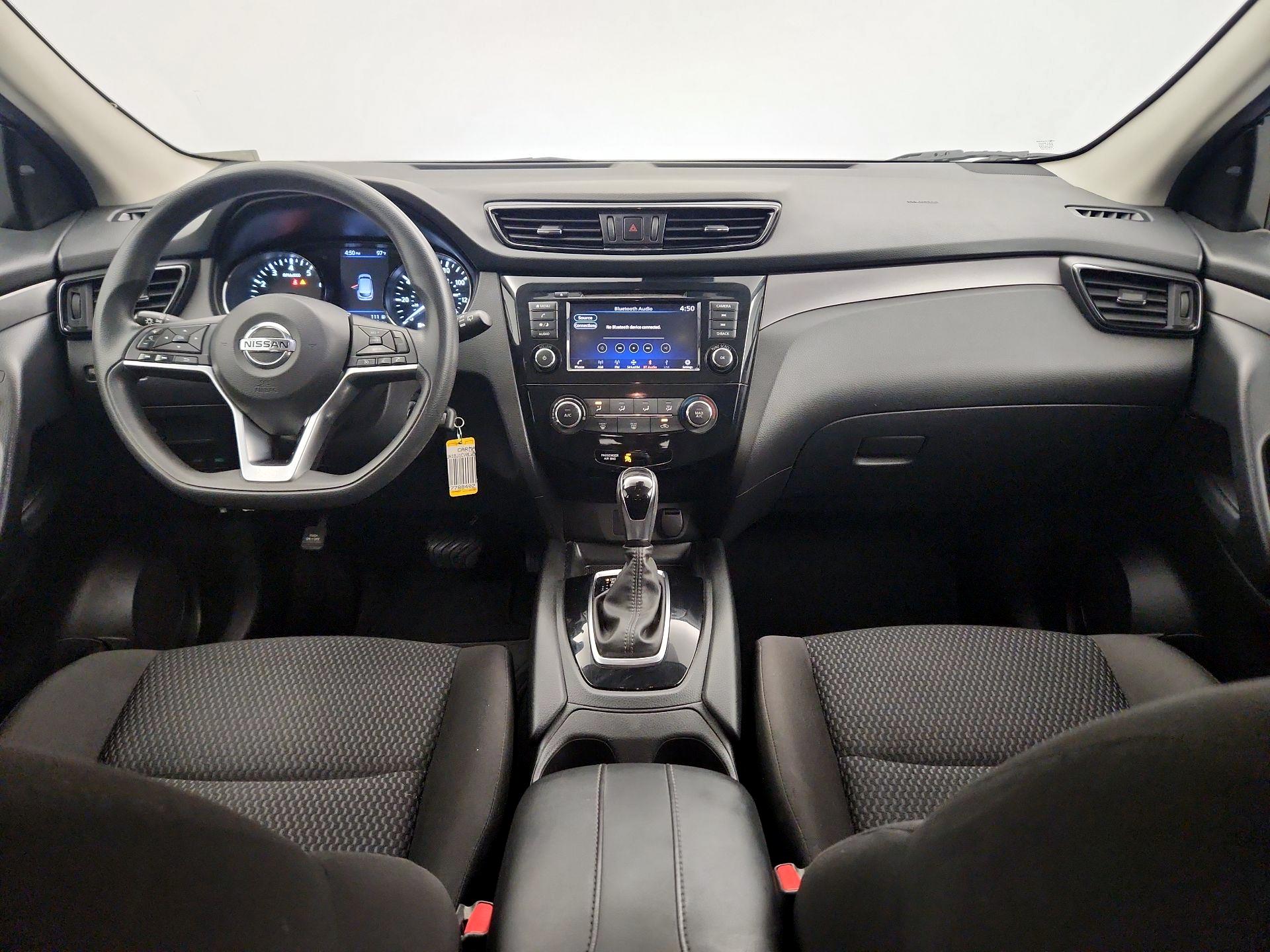 Thumbnail: 2020 Nissan Rogue Sport - 9