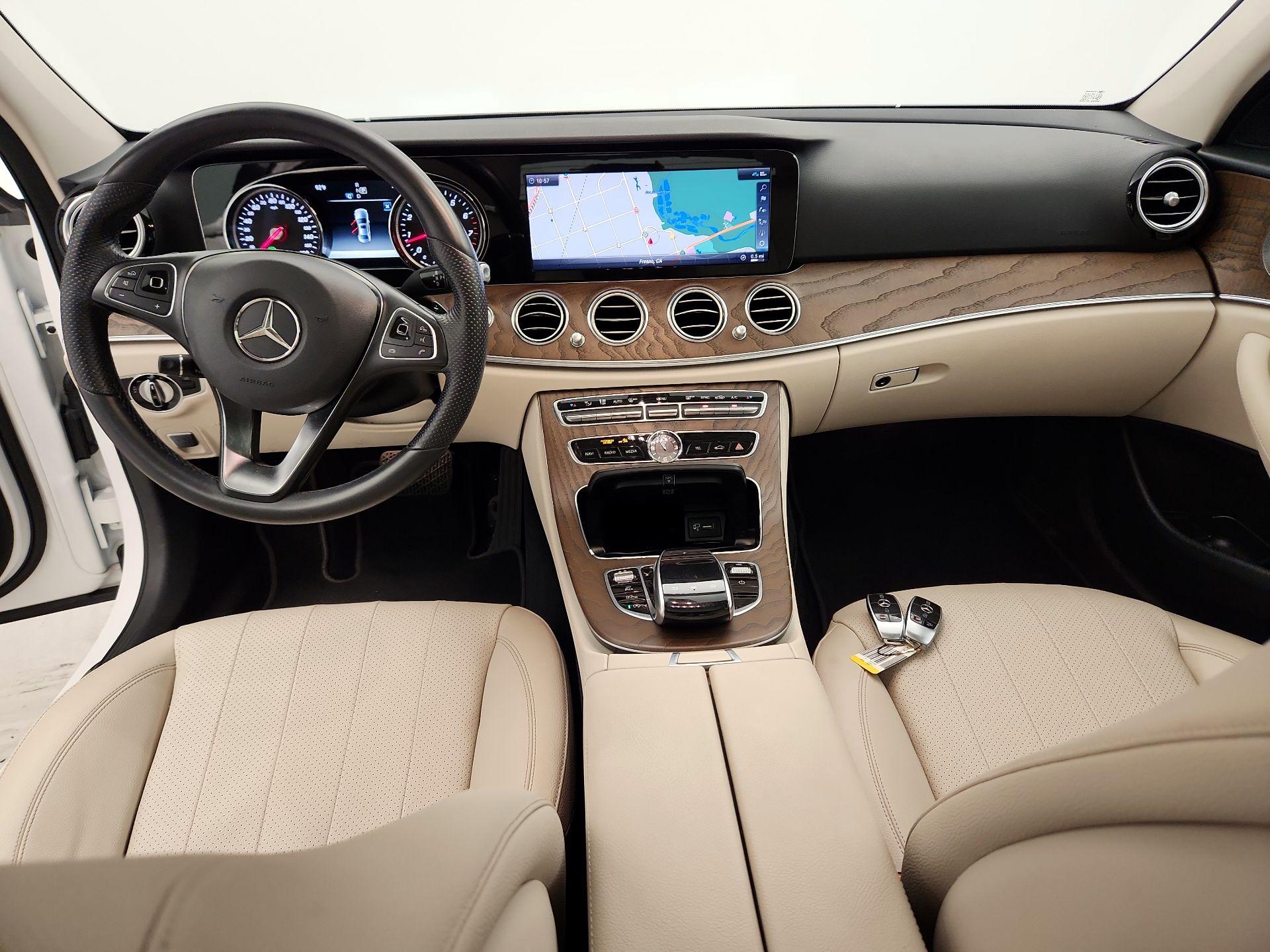 Thumbnail: 2018 Mercedes-Benz E-Class - 9