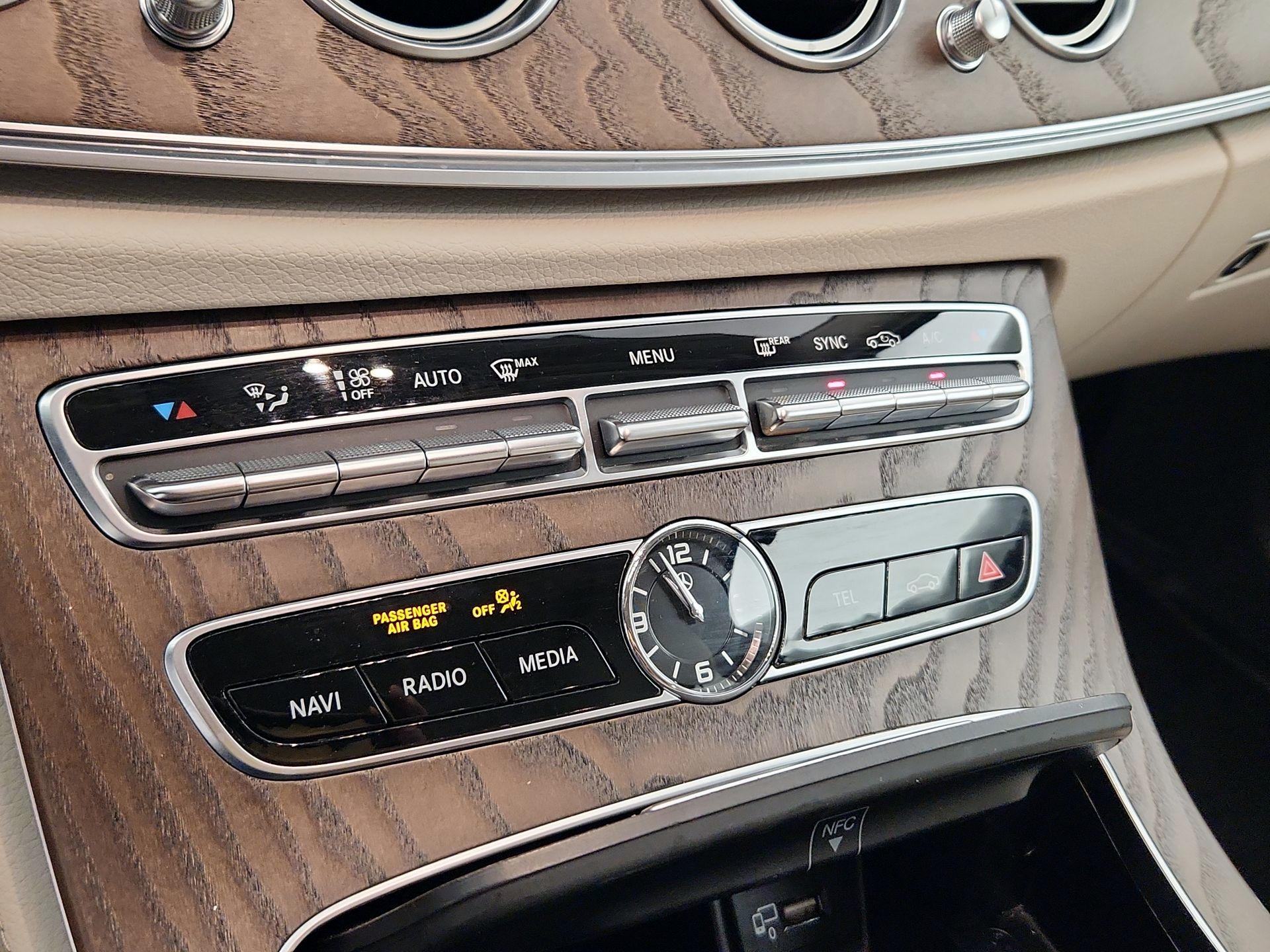 Thumbnail: 2018 Mercedes-Benz E-Class - 17