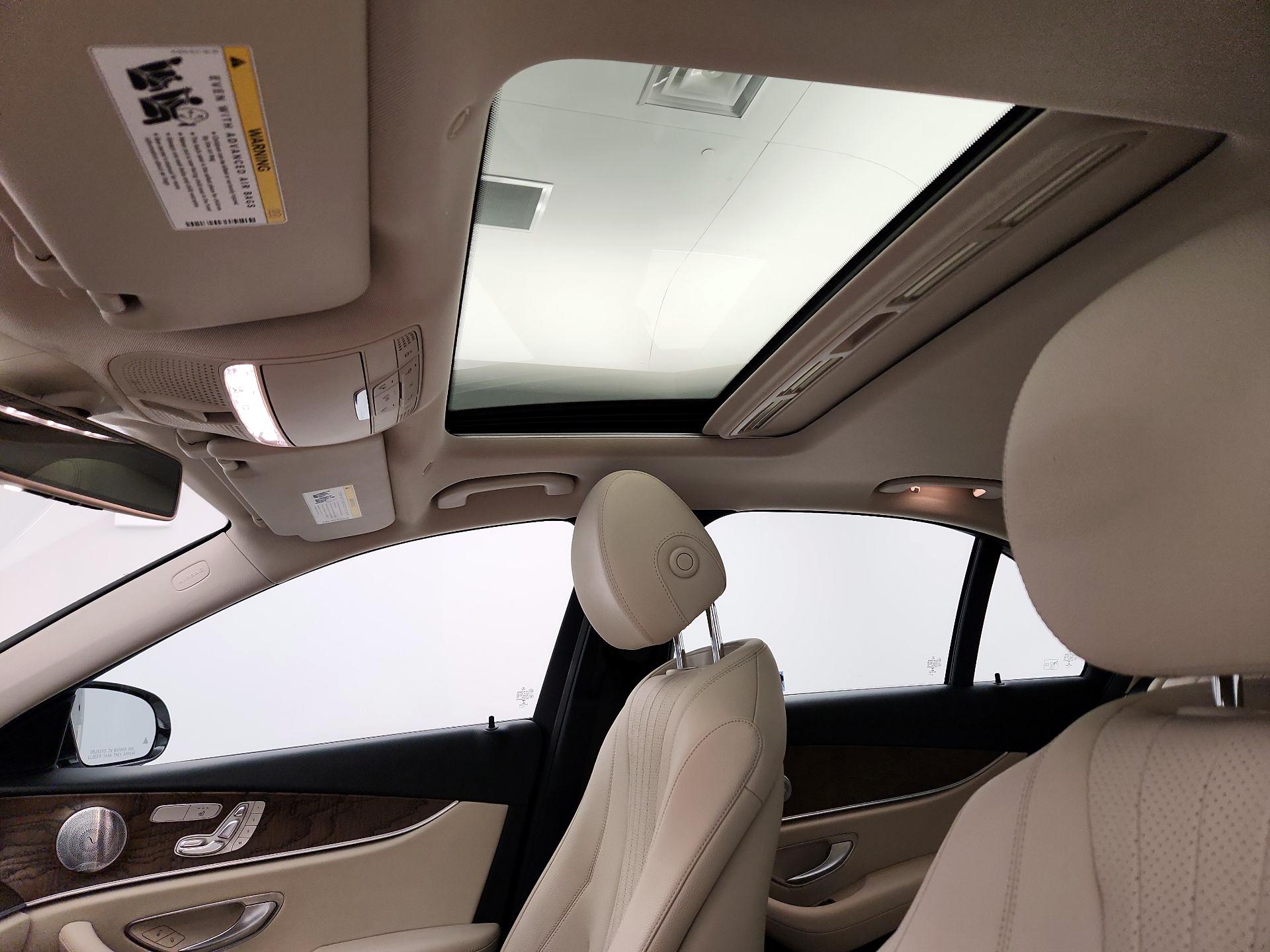 Thumbnail: 2018 Mercedes-Benz E-Class - 20