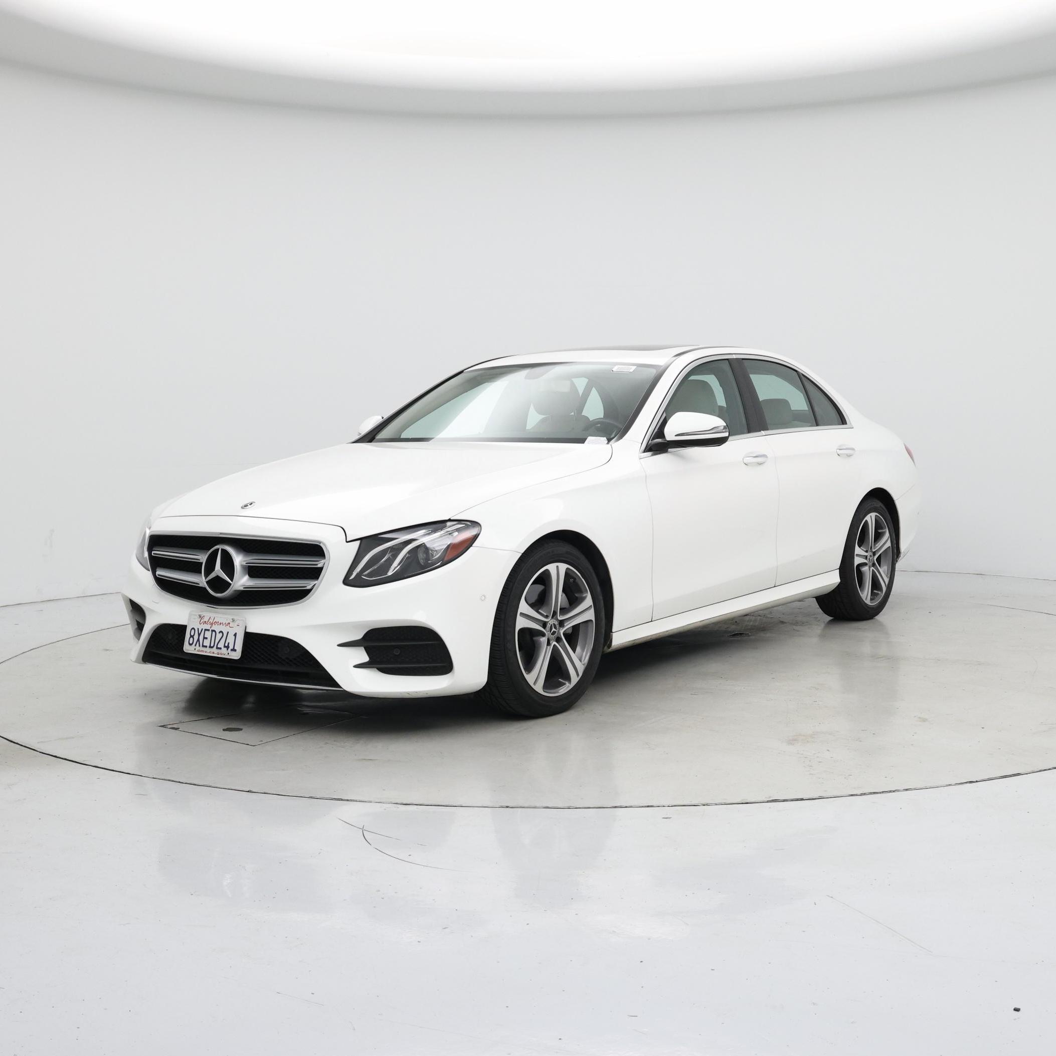 Thumbnail: 2018 Mercedes-Benz E-Class - 4