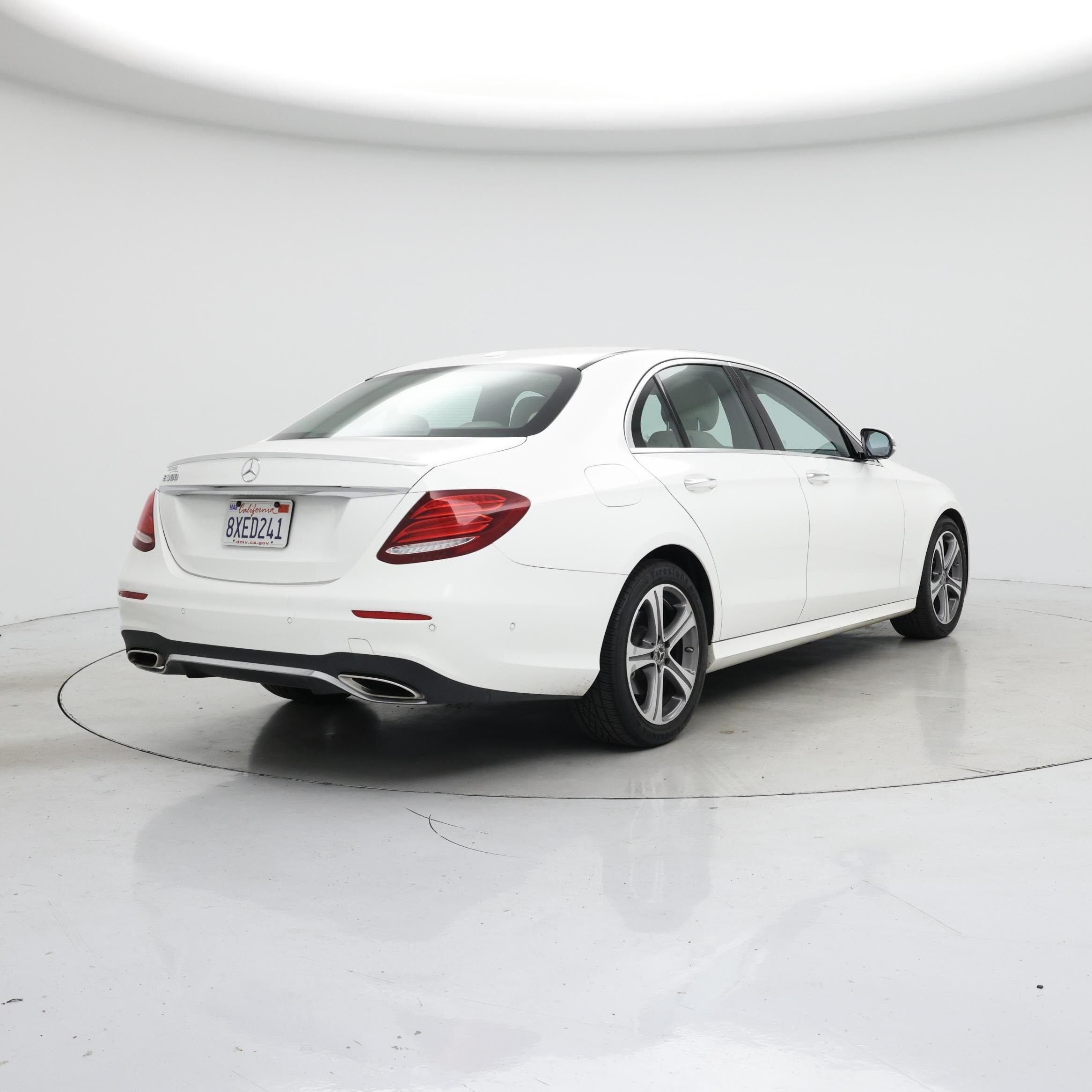 Thumbnail: 2018 Mercedes-Benz E-Class - 8