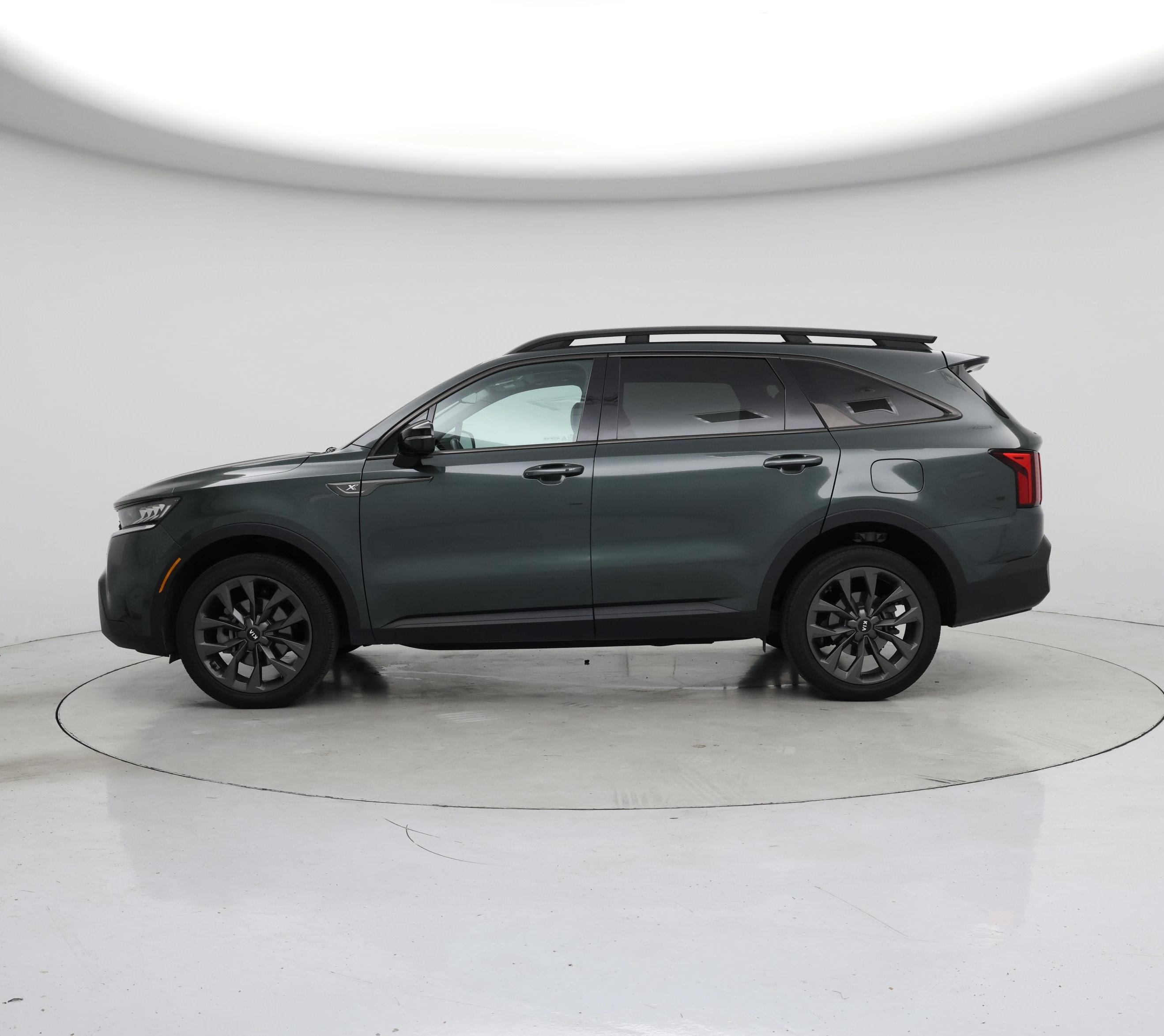 Thumbnail: 2021 Kia Sorento - 3