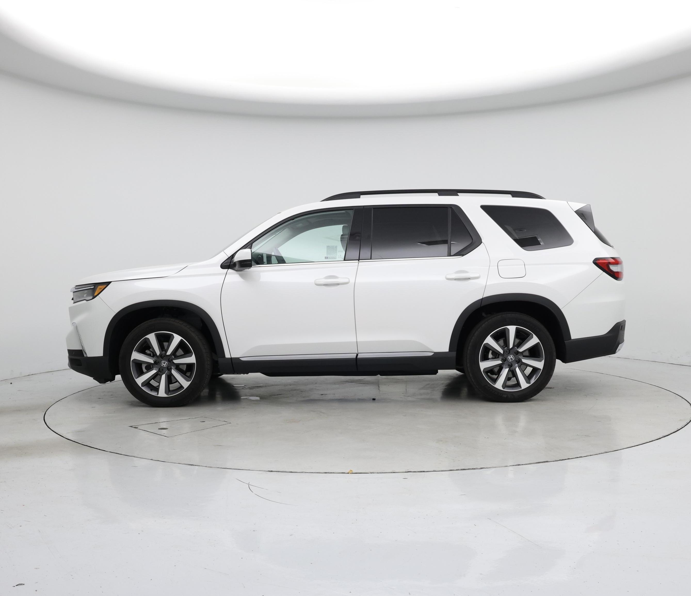Thumbnail: 2024 Honda Pilot - 3