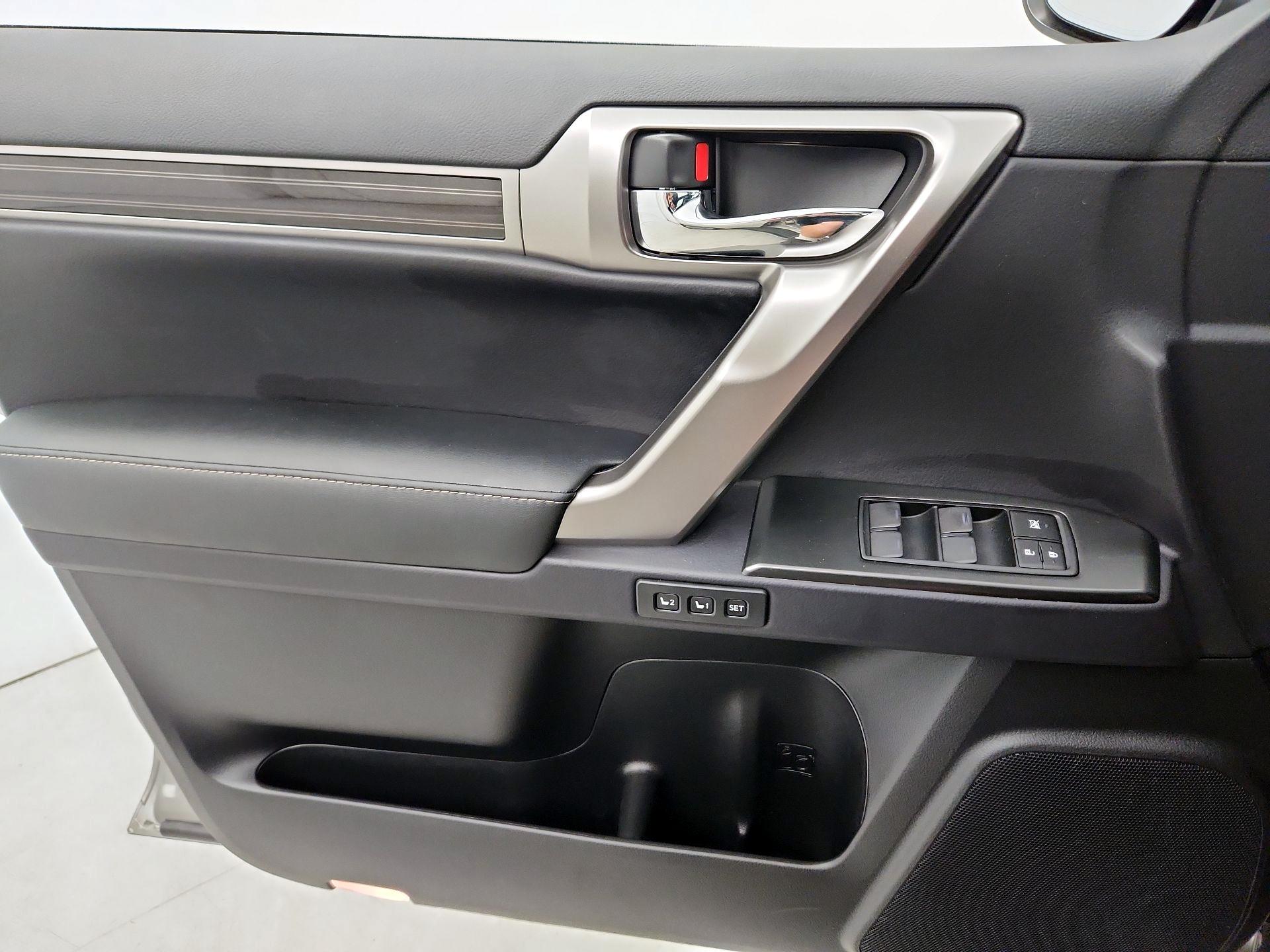 Thumbnail: 2023 Lexus GX - 12