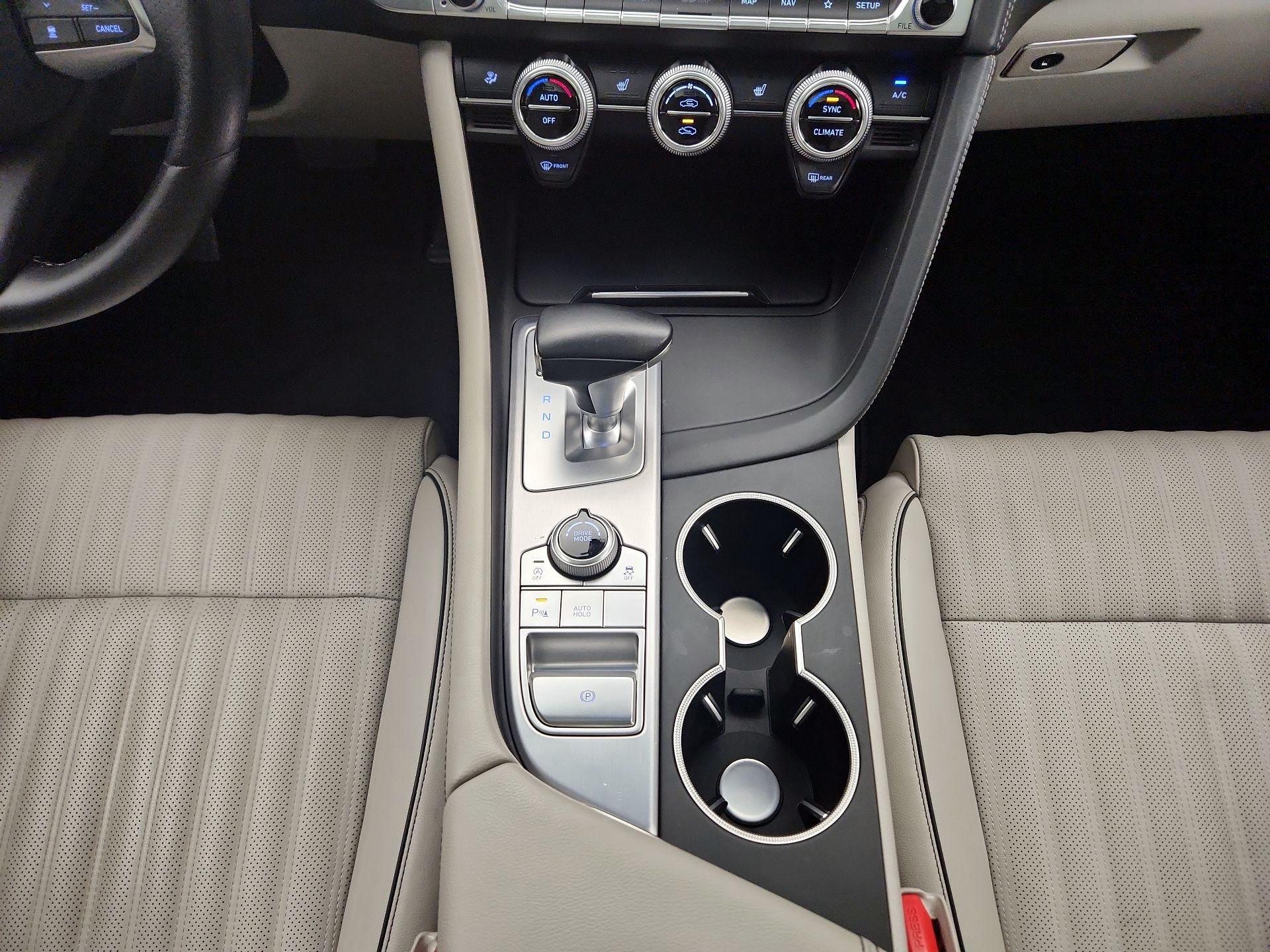 Thumbnail: 2021 Genesis G70 - 18
