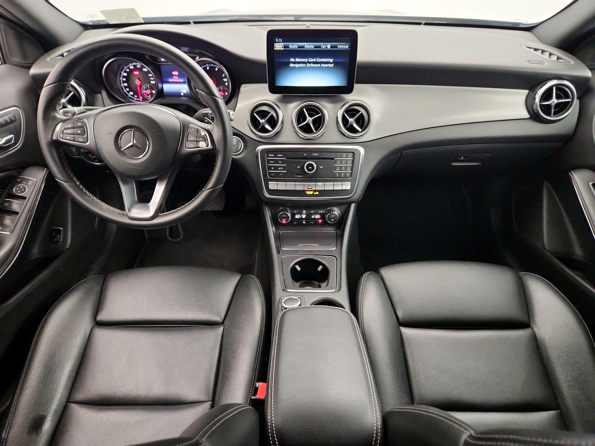 Thumbnail: 2018 Mercedes-Benz GLA - 9