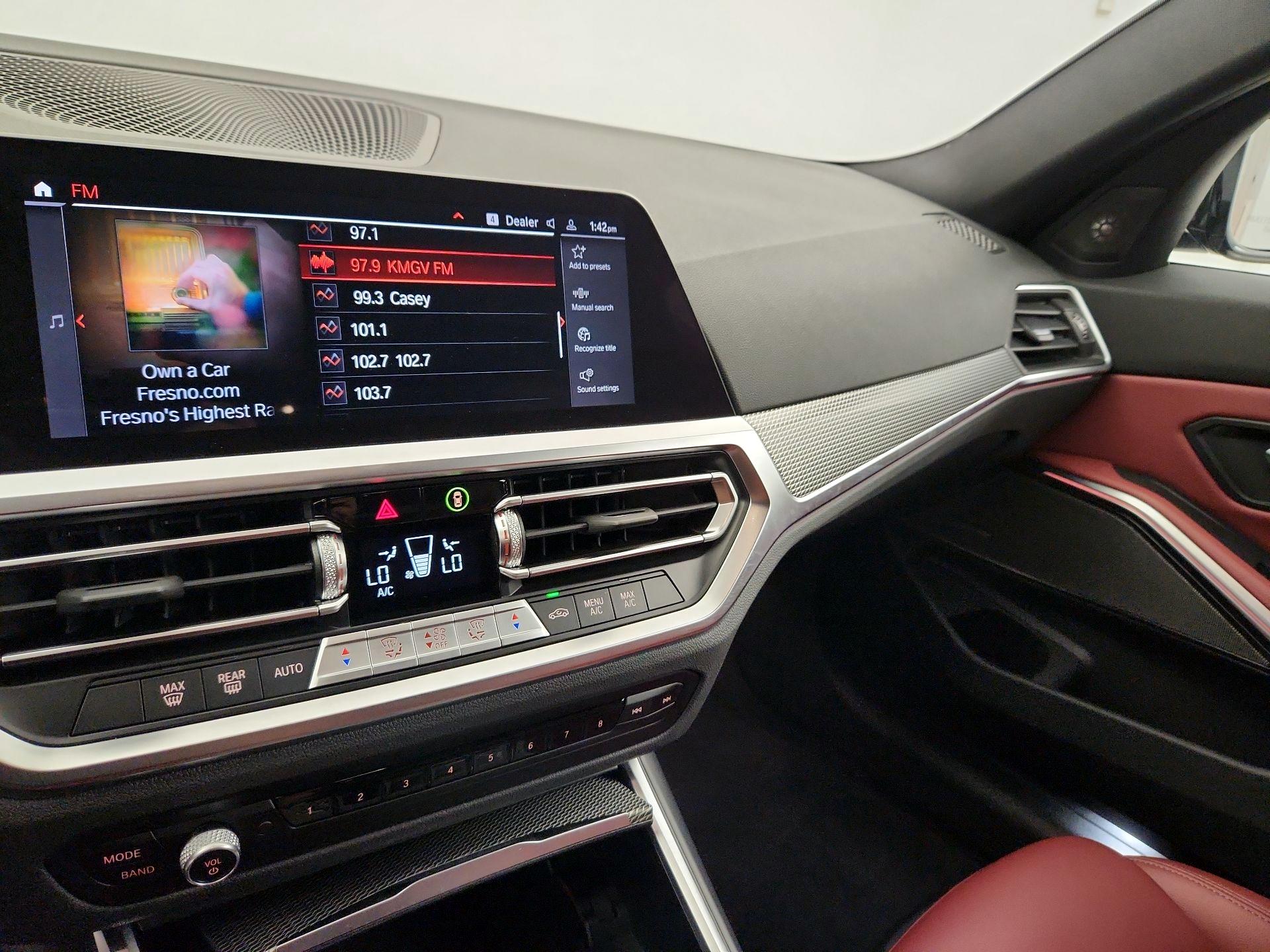 Thumbnail: 2022 BMW 3 Series - 16