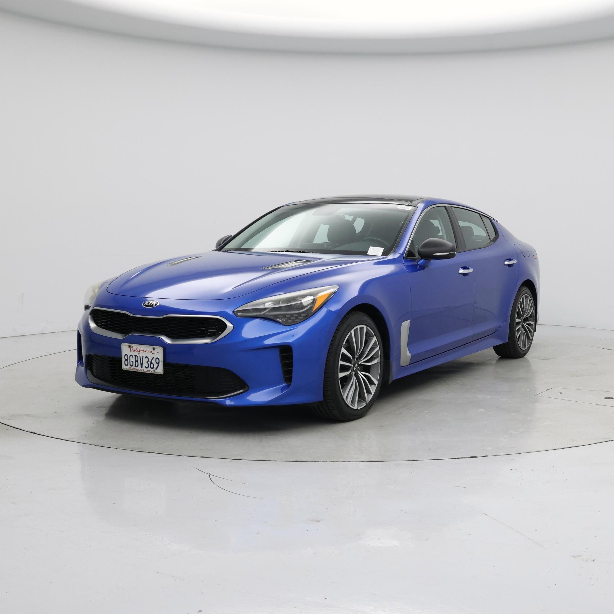 Thumbnail: 2018 Kia Stinger - 4