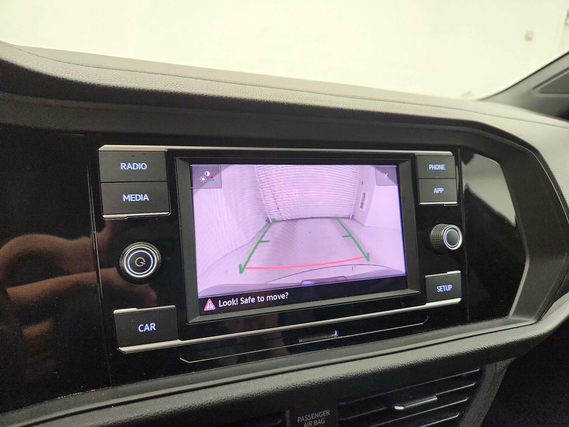Thumbnail: 2019 Volkswagen Jetta - 14