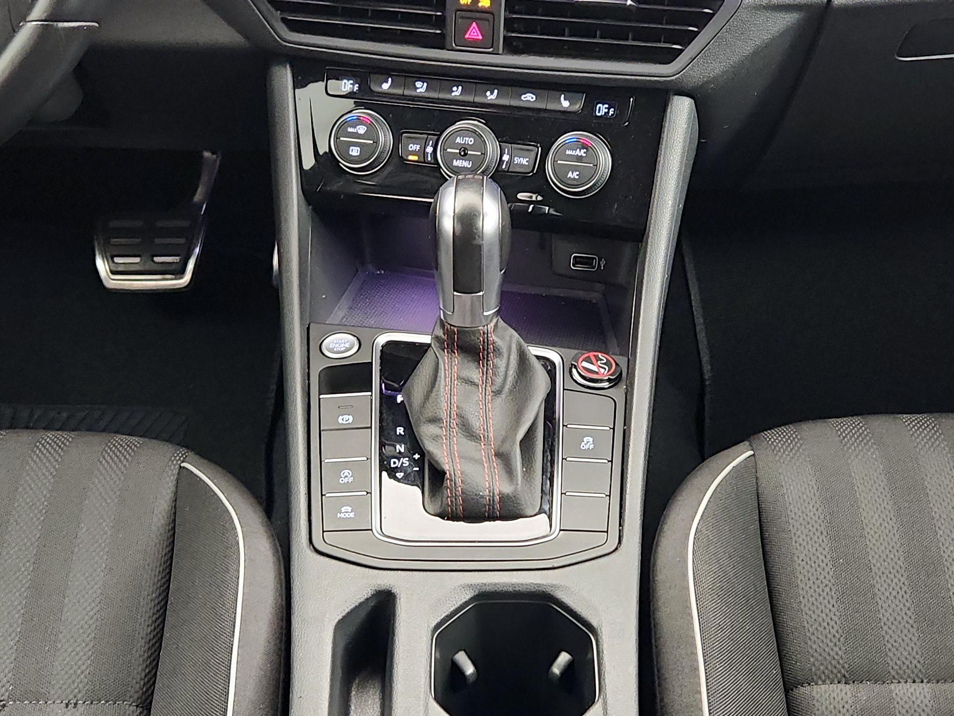 Thumbnail: 2019 Volkswagen Jetta - 17