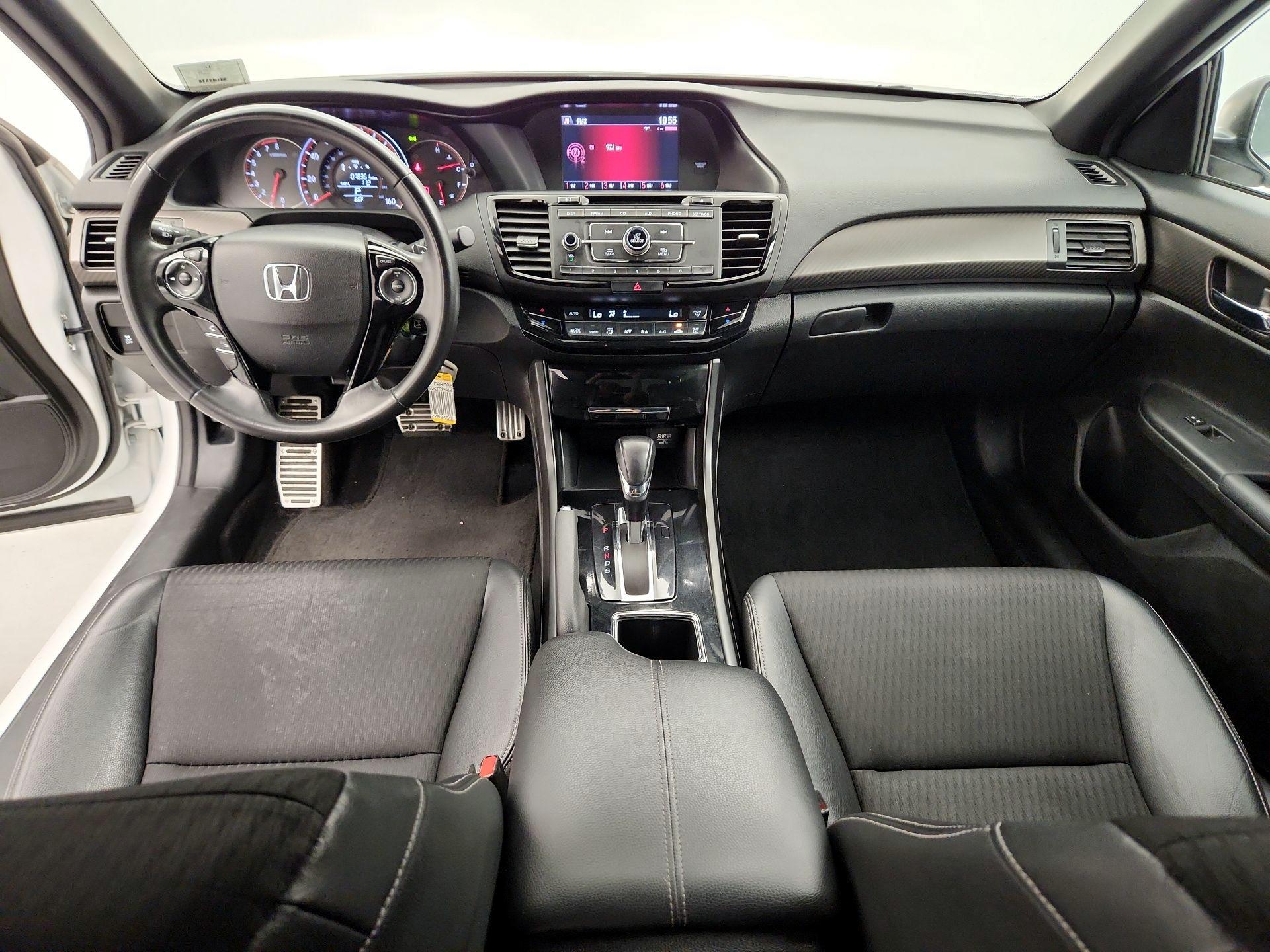 Thumbnail: 2017 Honda Accord - 9