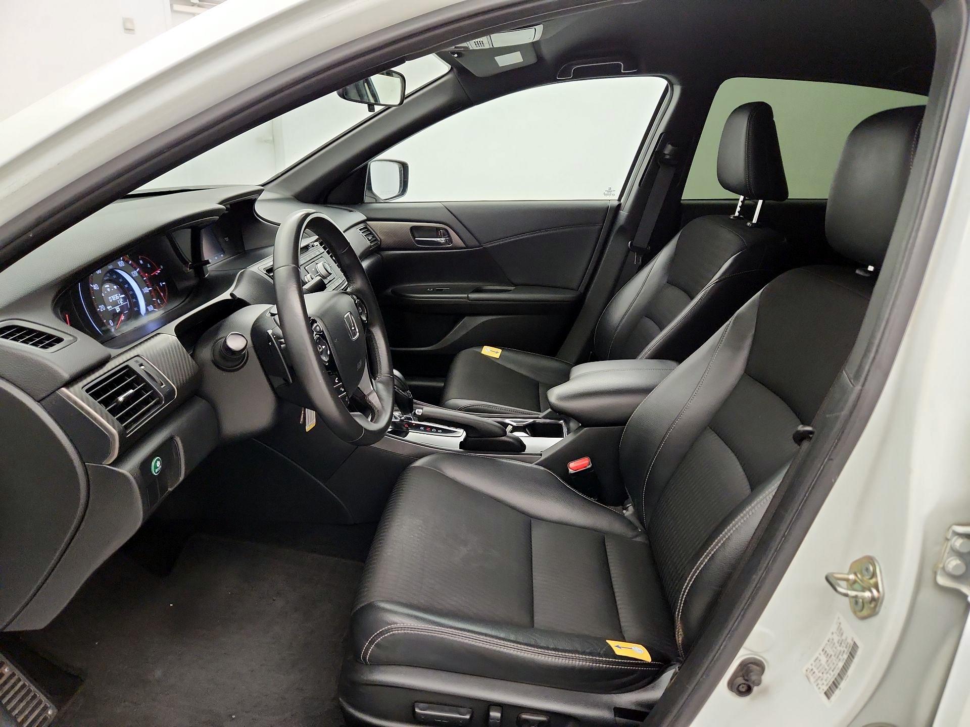 Thumbnail: 2017 Honda Accord - 11