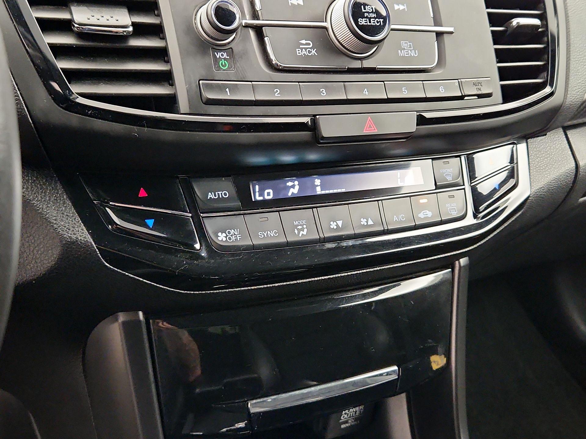Thumbnail: 2017 Honda Accord - 16