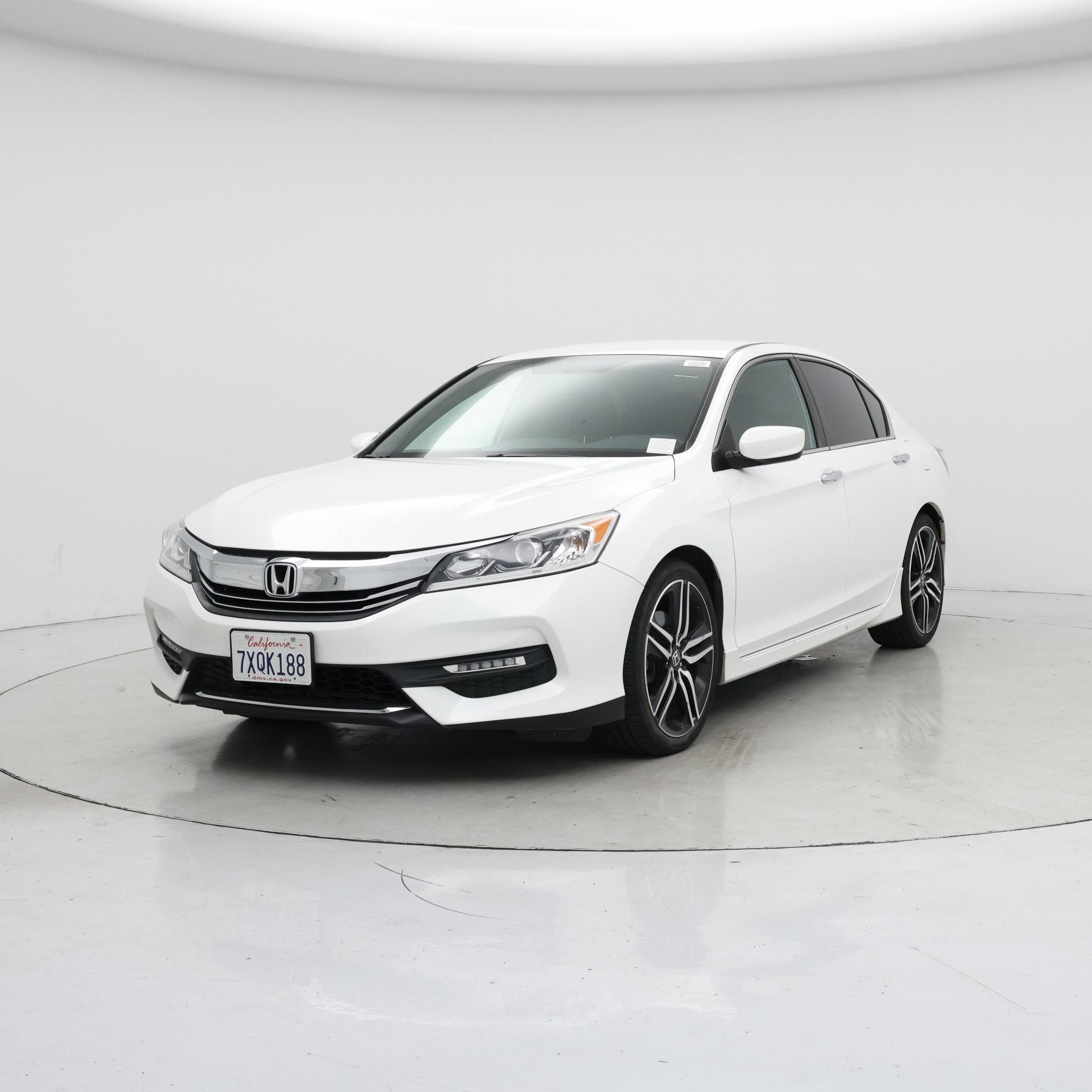 Thumbnail: 2017 Honda Accord - 4