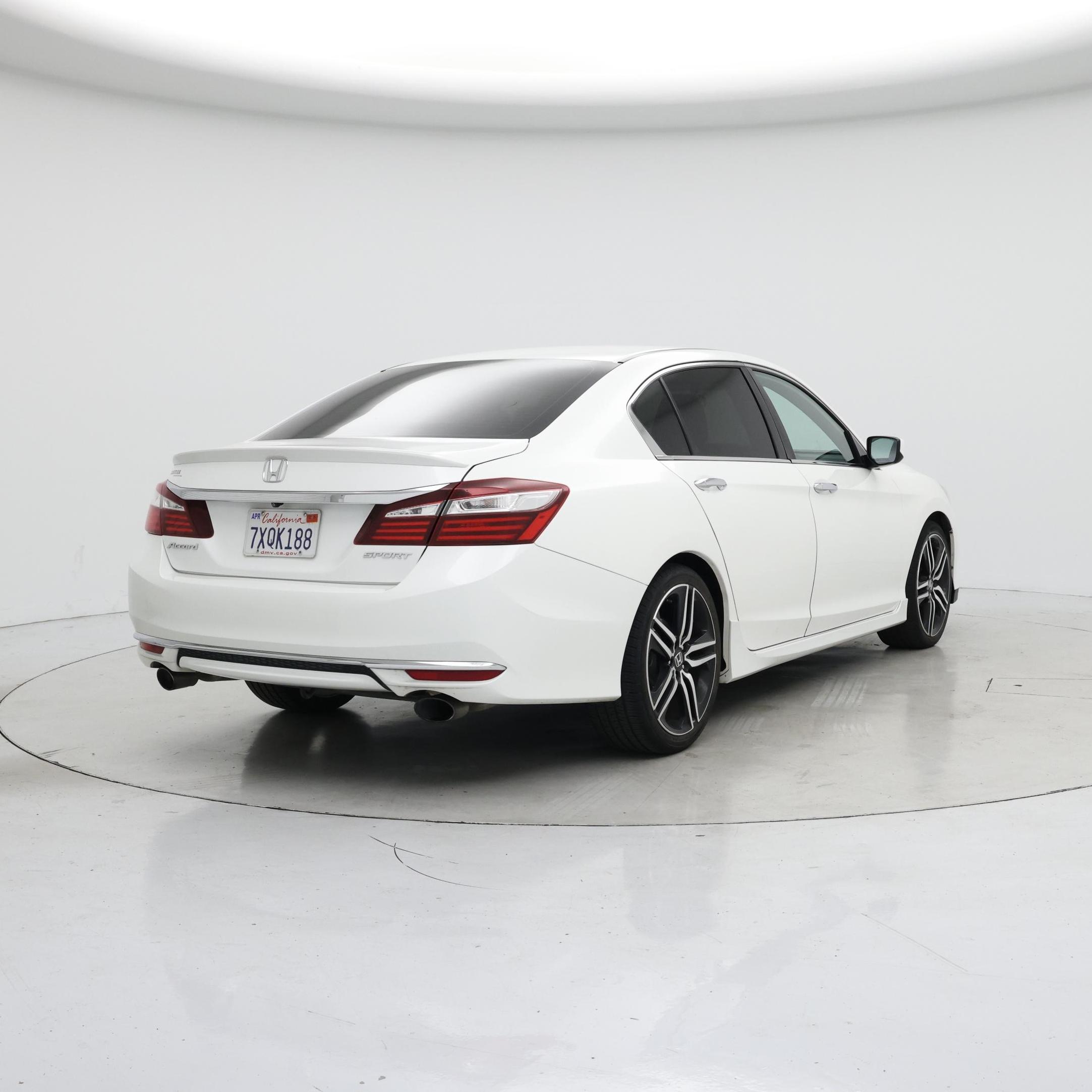 Thumbnail: 2017 Honda Accord - 8