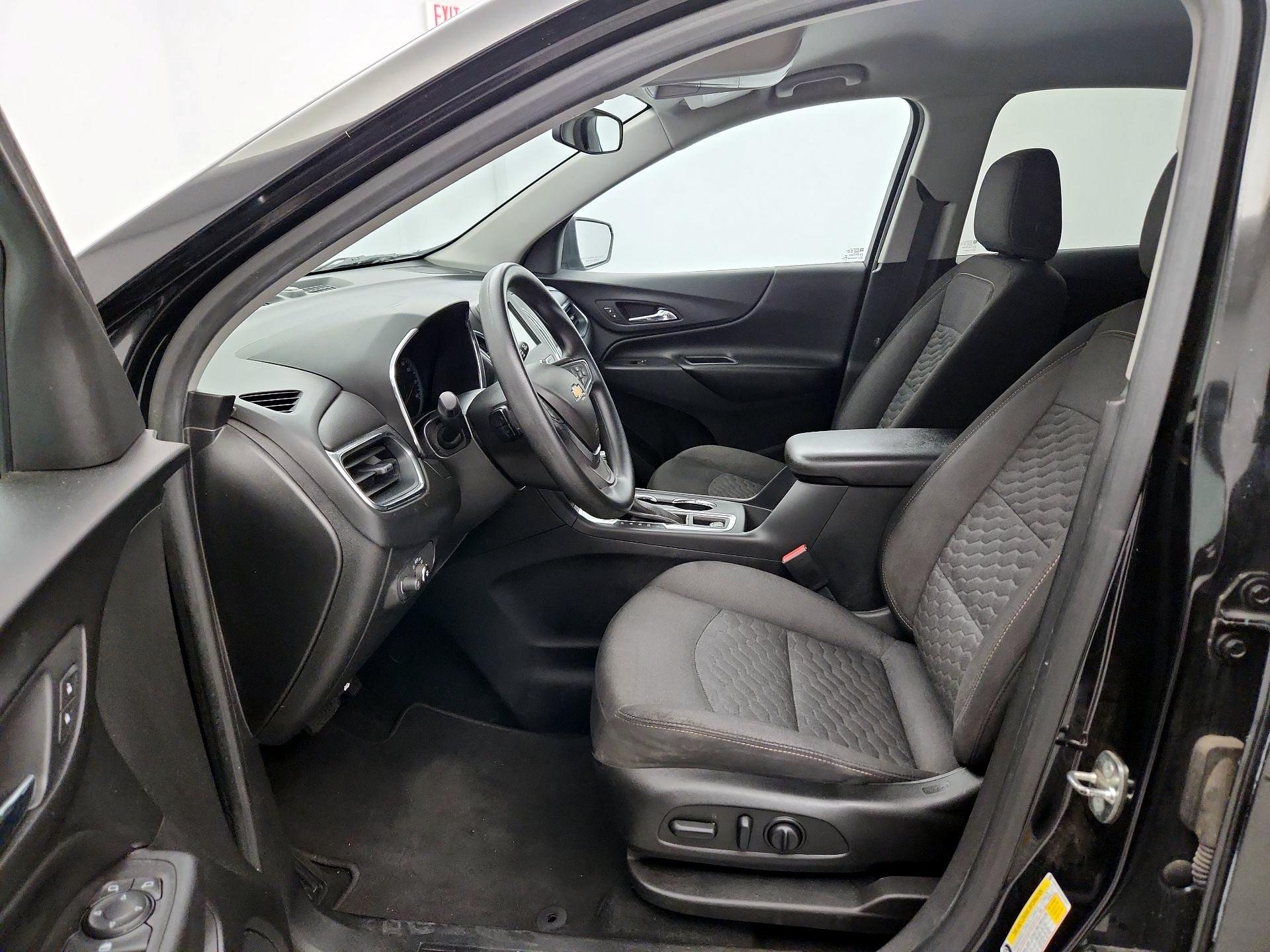 Thumbnail: 2018 Chevrolet Equinox - 11