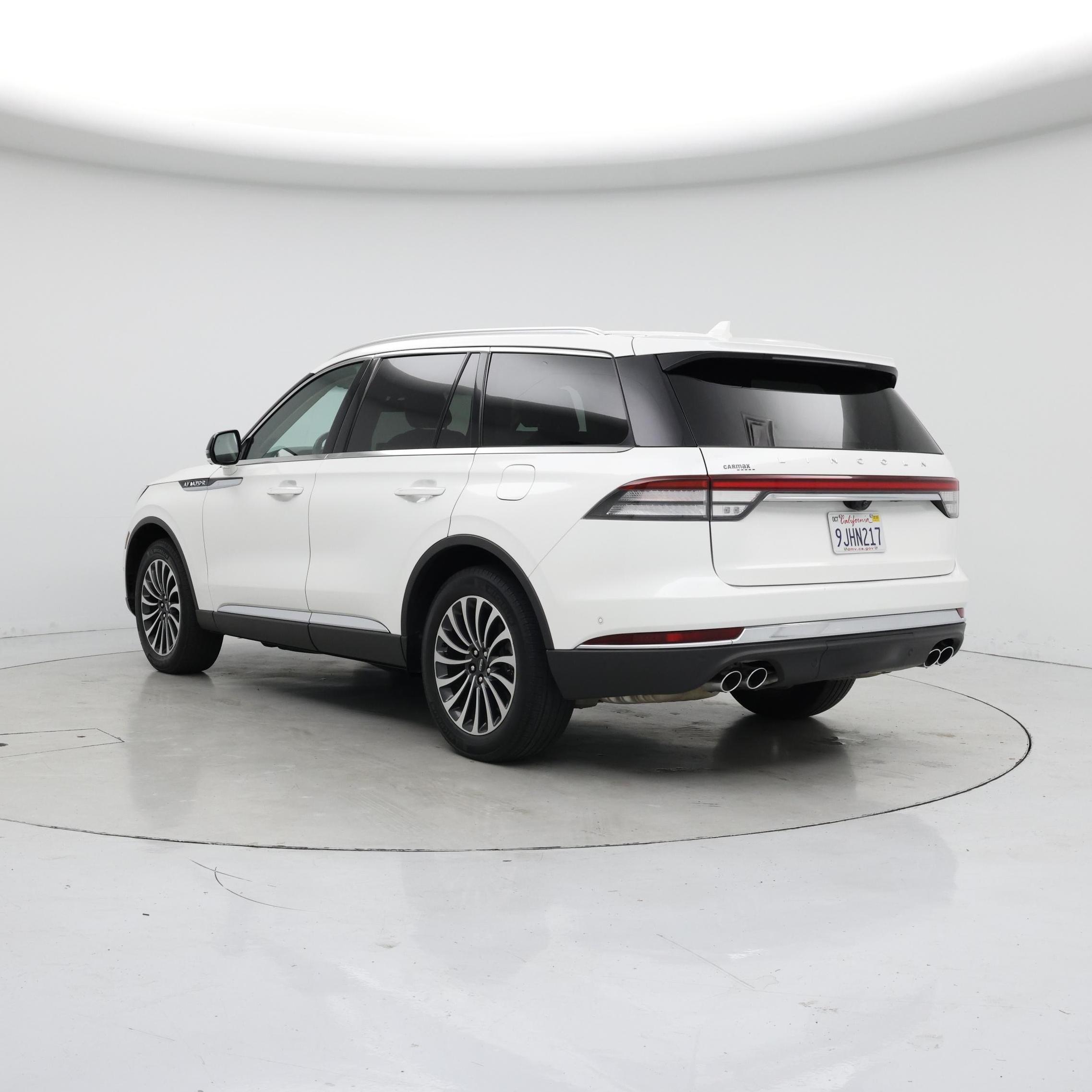 Thumbnail: 2023 Lincoln Aviator - 2