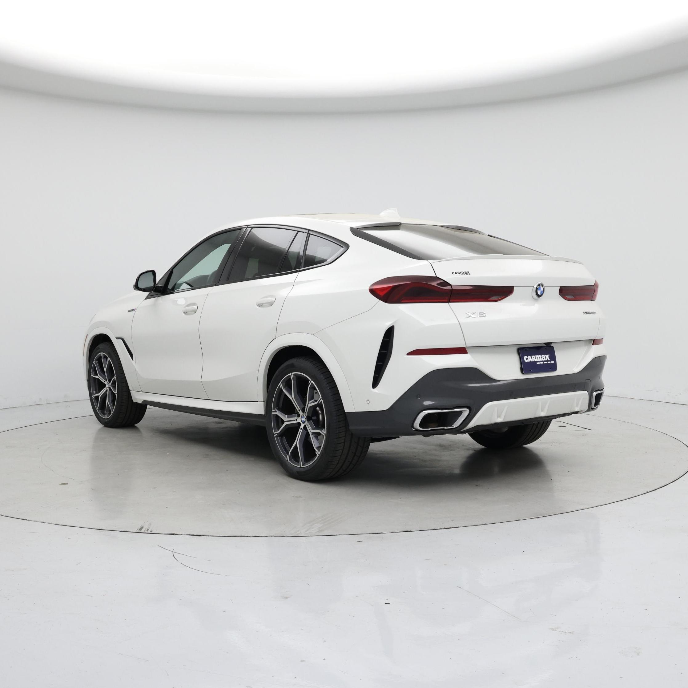 Thumbnail: 2022 BMW X6 - 2