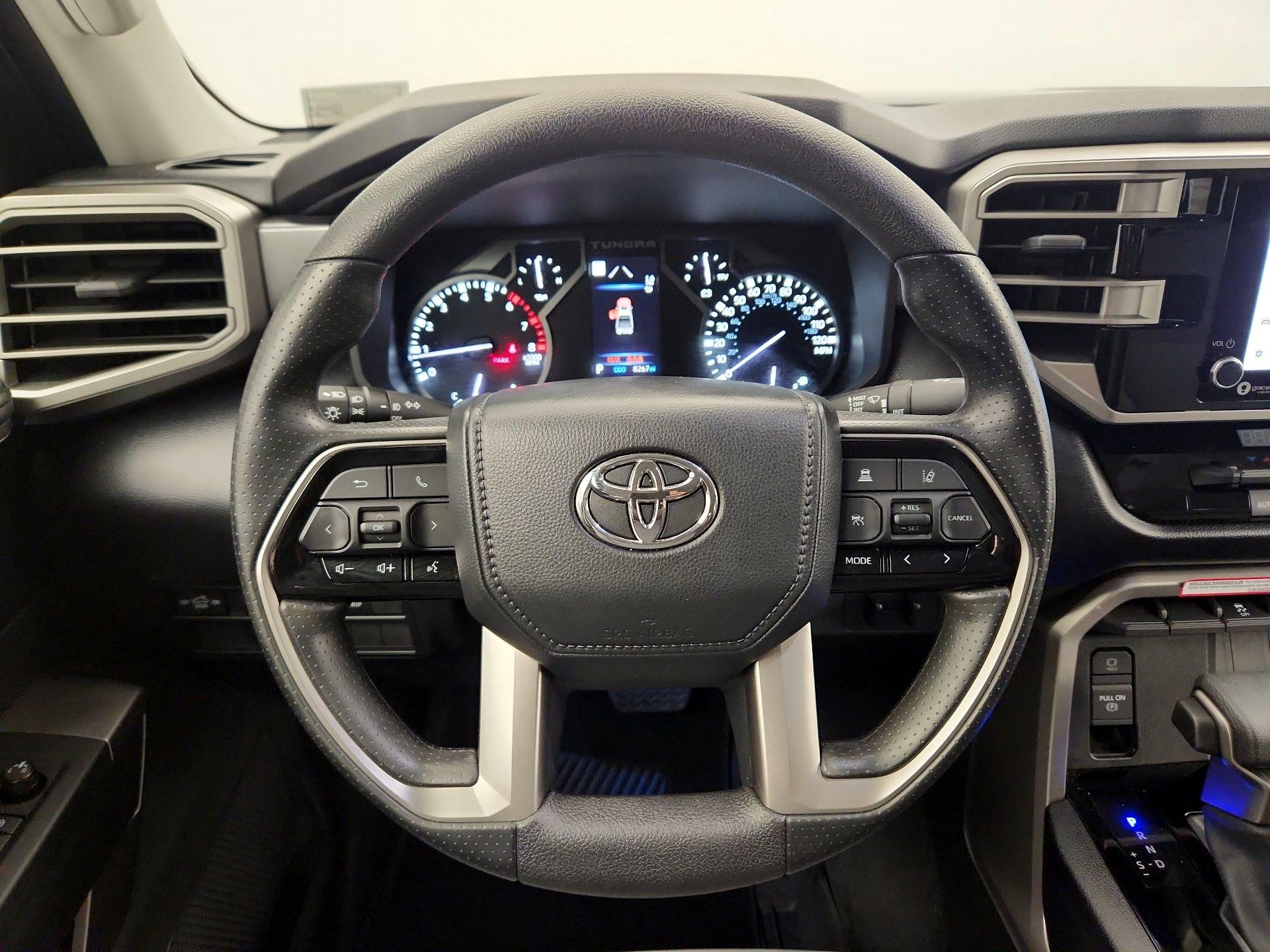 Thumbnail: 2024 Toyota Tundra - 10