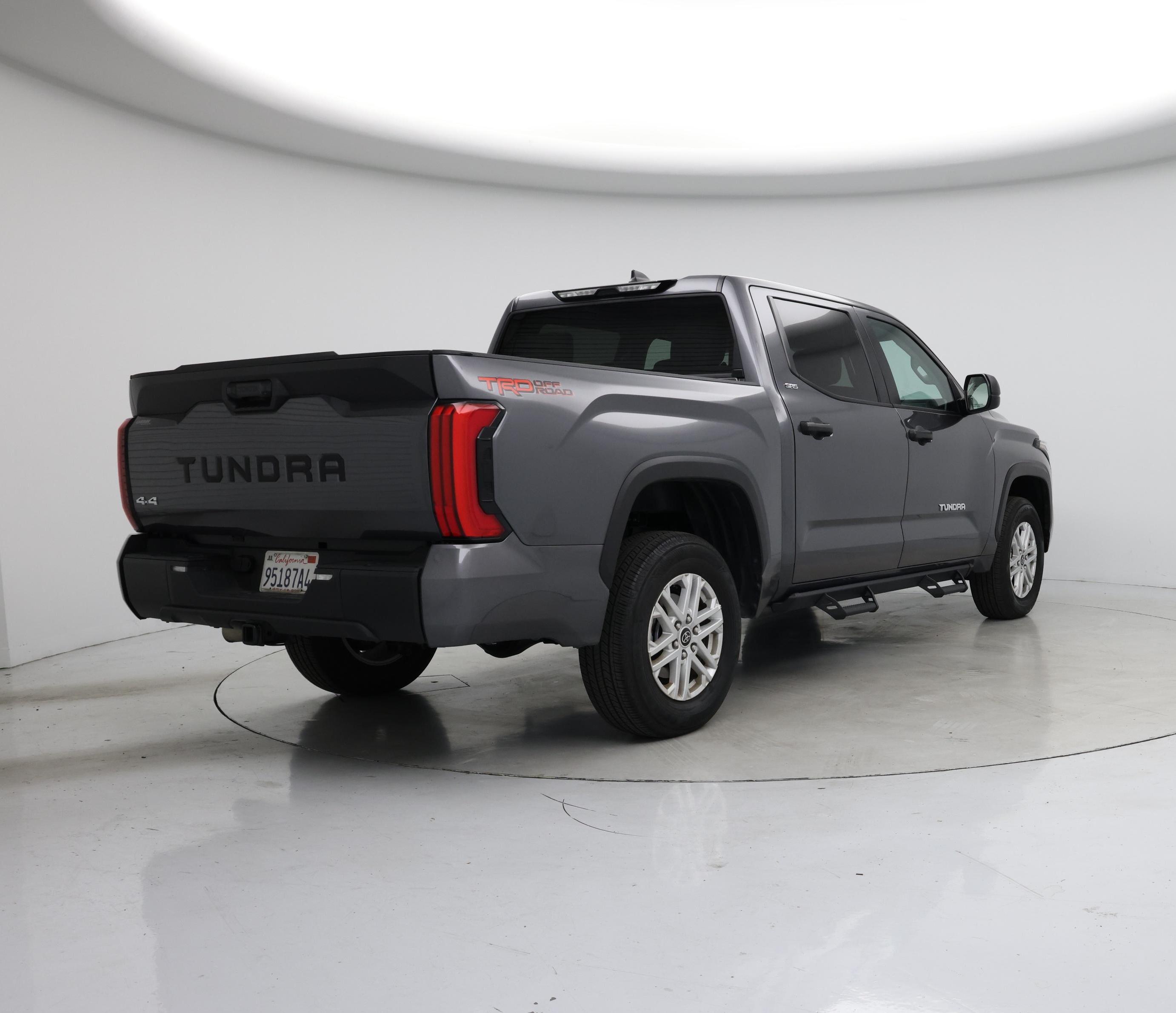 Thumbnail: 2024 Toyota Tundra - 8