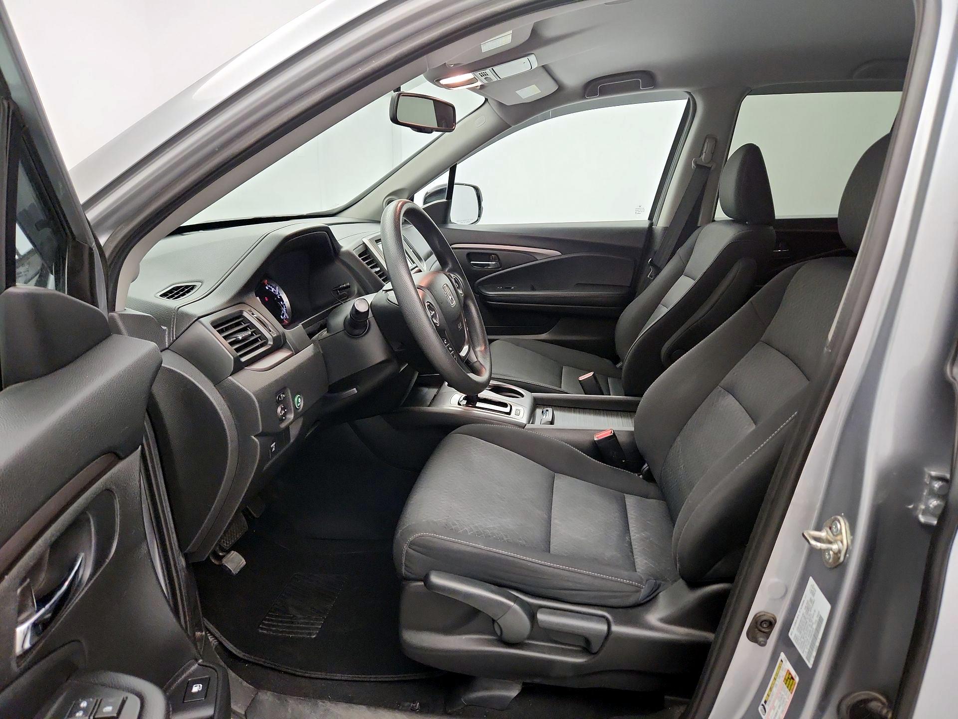 Thumbnail: 2019 Honda Ridgeline - 11
