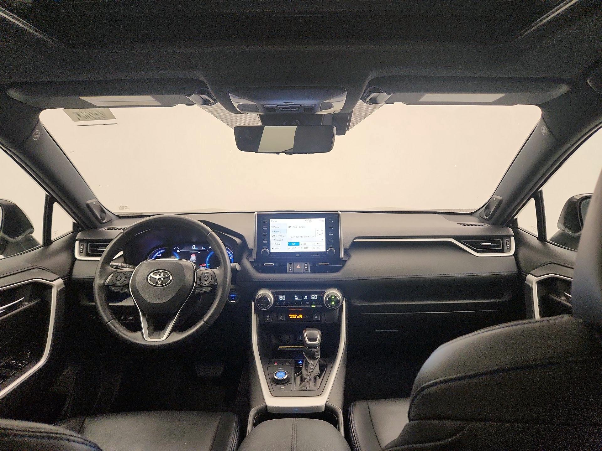 Thumbnail: 2021 Toyota RAV4 - 9