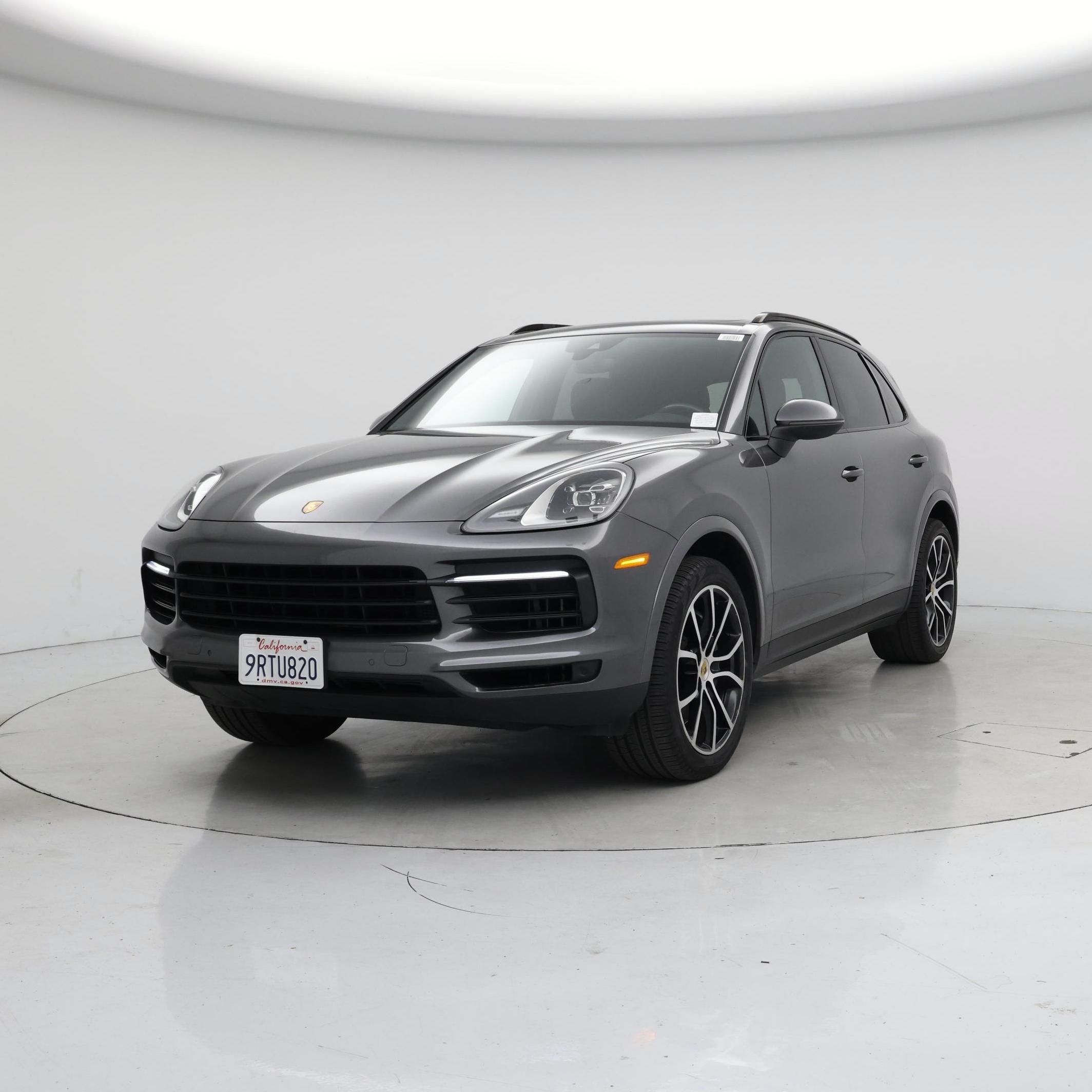 Thumbnail: 2021 Porsche Cayenne - 4