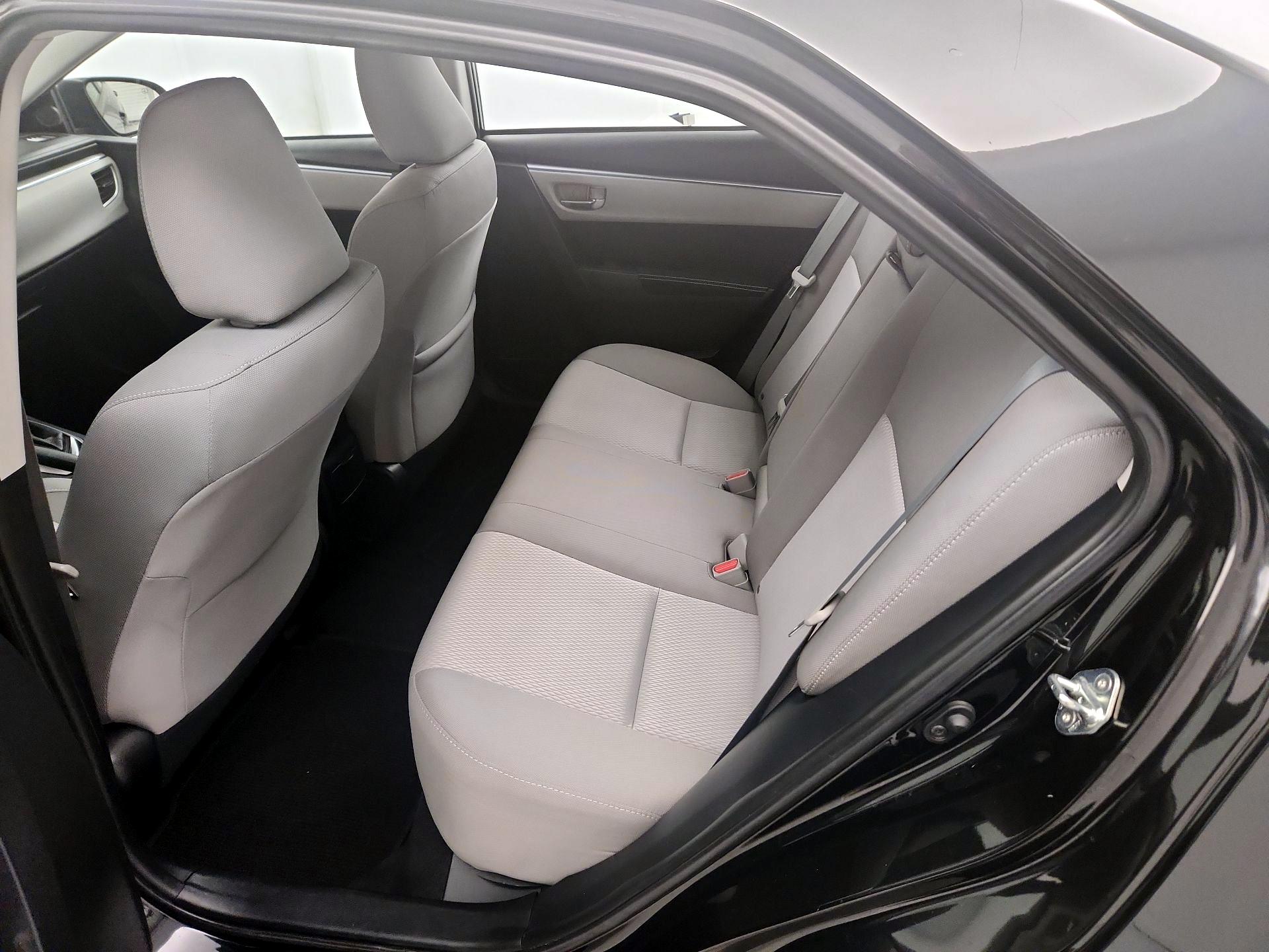 Thumbnail: 2015 Toyota Corolla - 19