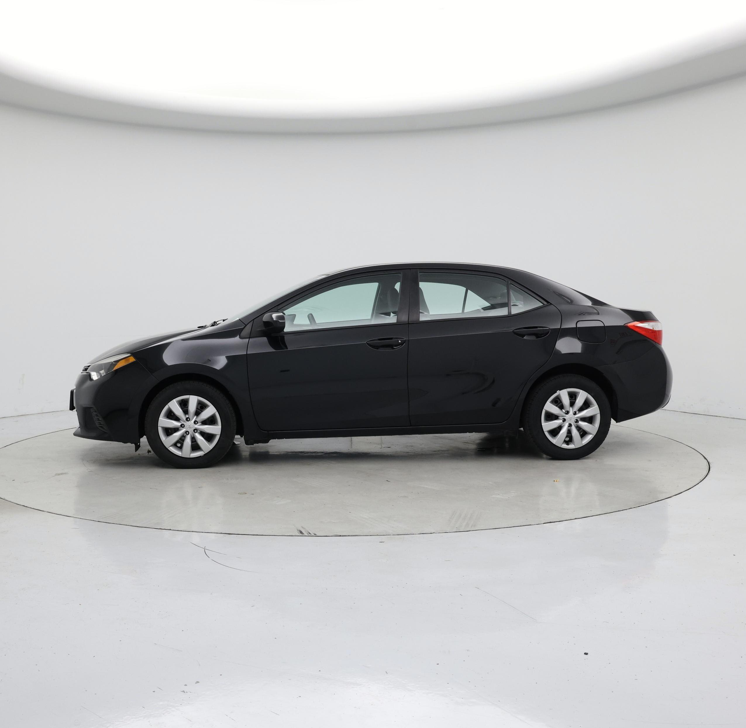 Thumbnail: 2015 Toyota Corolla - 3