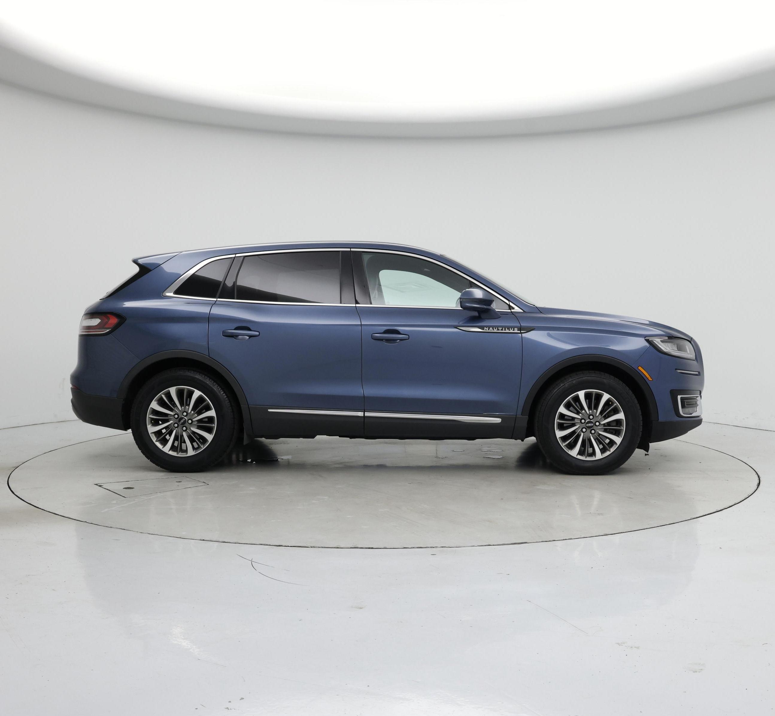 Thumbnail: 2019 Lincoln Nautilus - 7