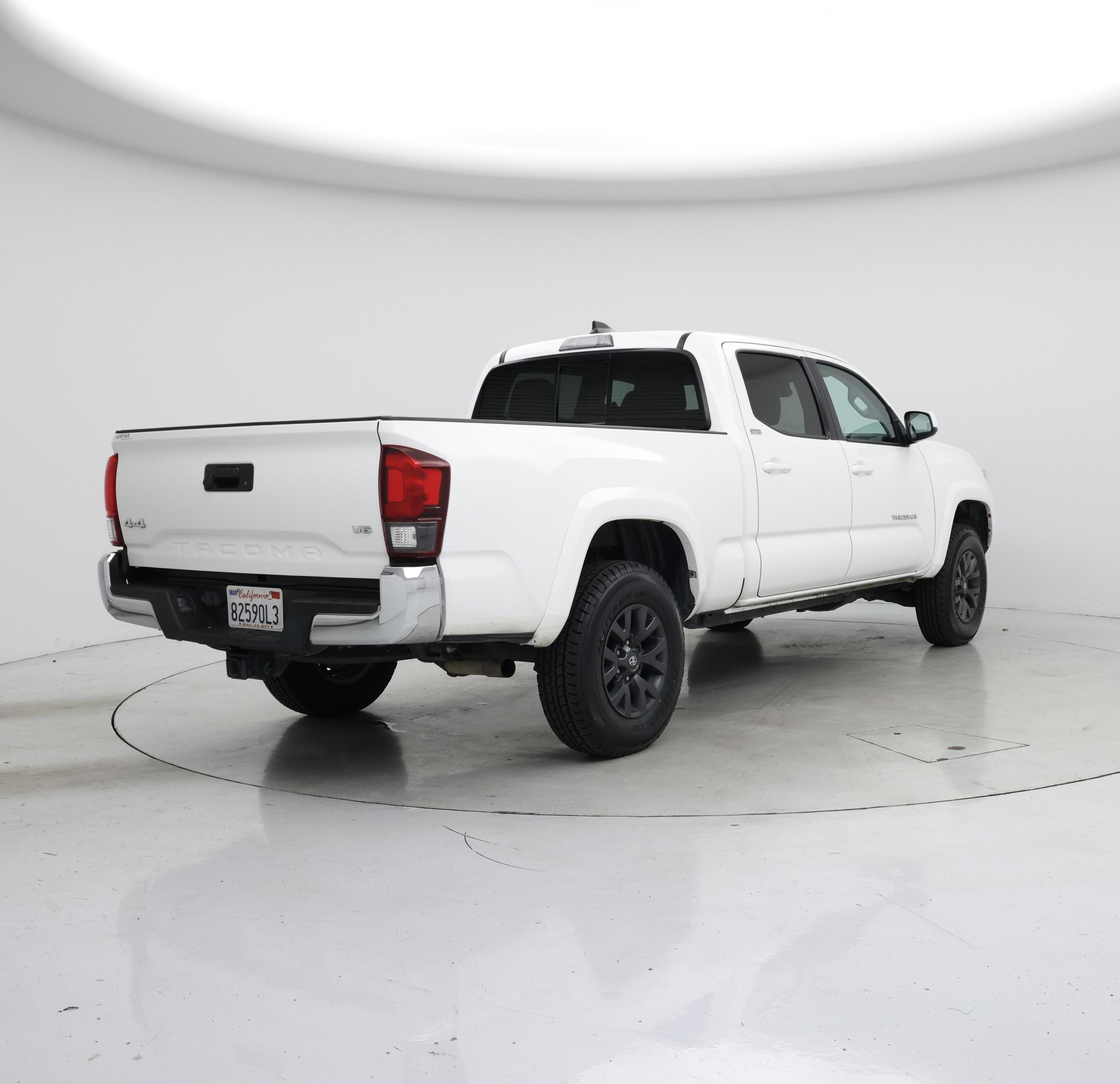 Thumbnail: 2022 Toyota Tacoma - 8