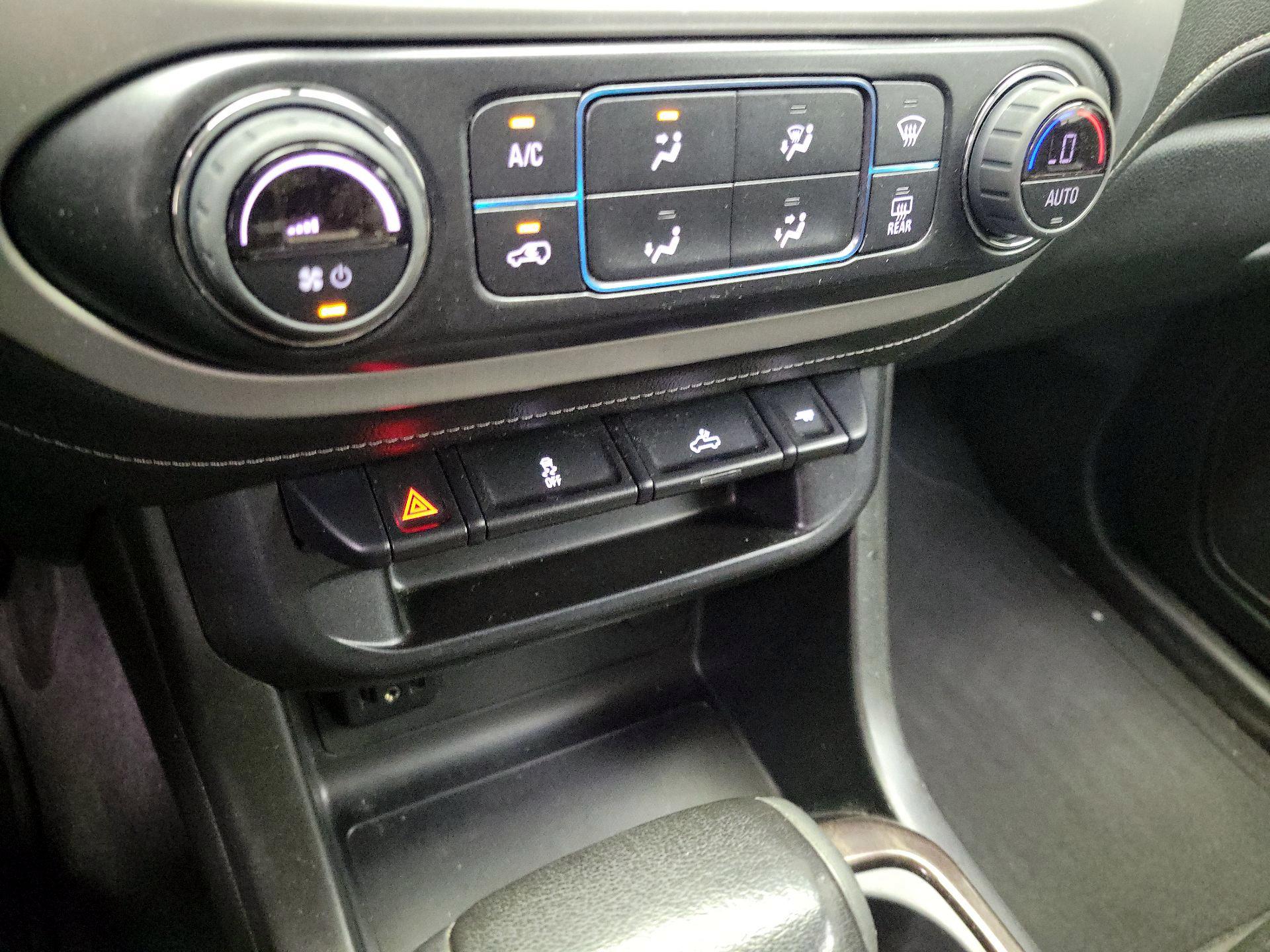 Thumbnail: 2021 GMC Canyon - 16