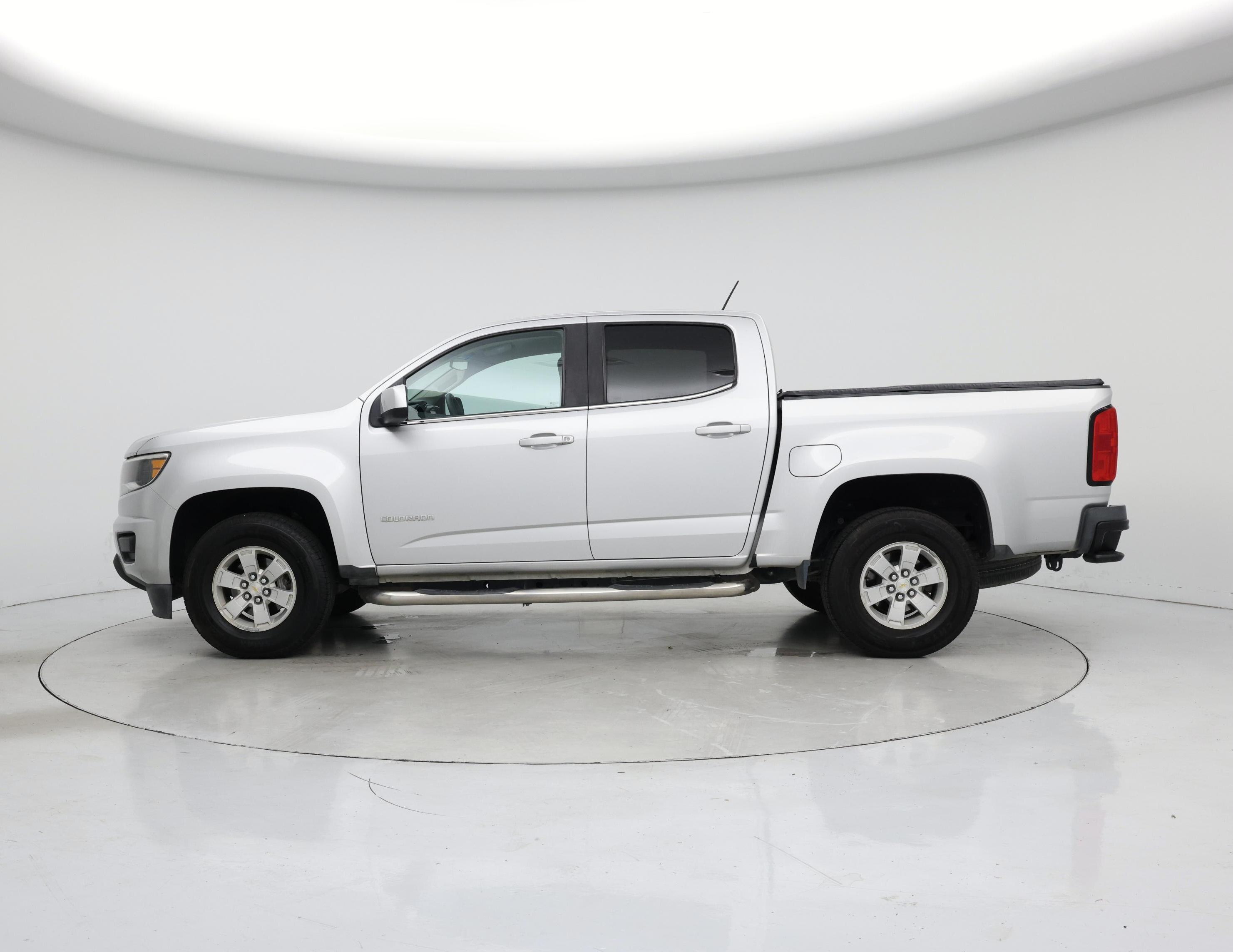 Thumbnail: 2018 Chevrolet Colorado - 3