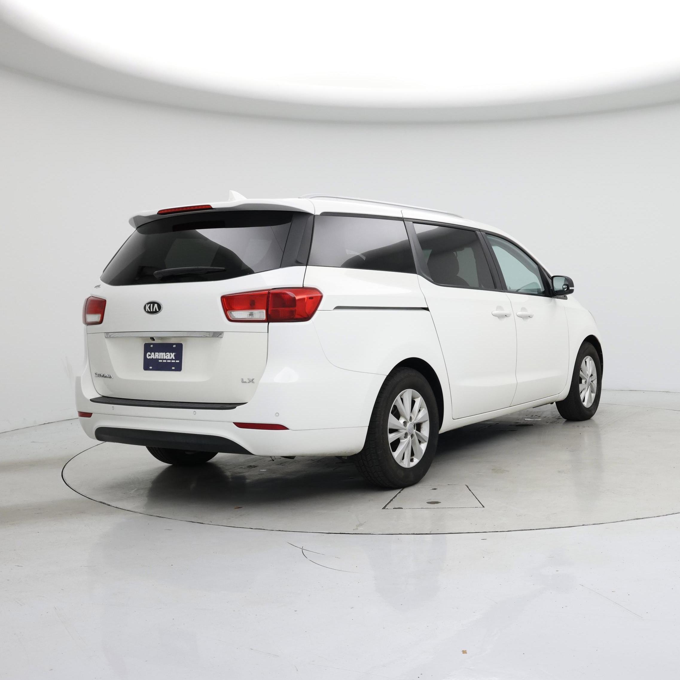 Thumbnail: 2016 Kia Sedona - 8