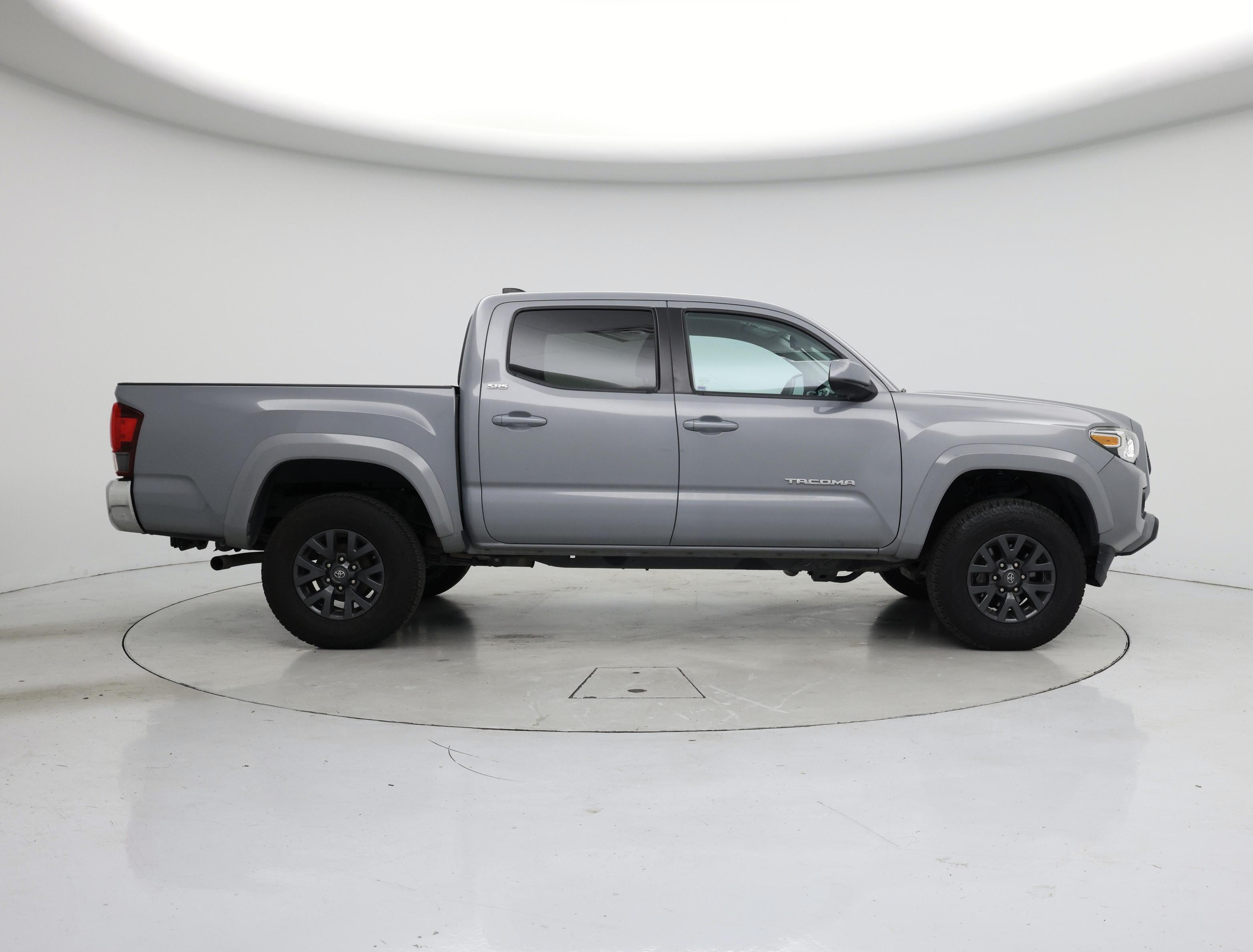 Thumbnail: 2021 Toyota Tacoma - 7
