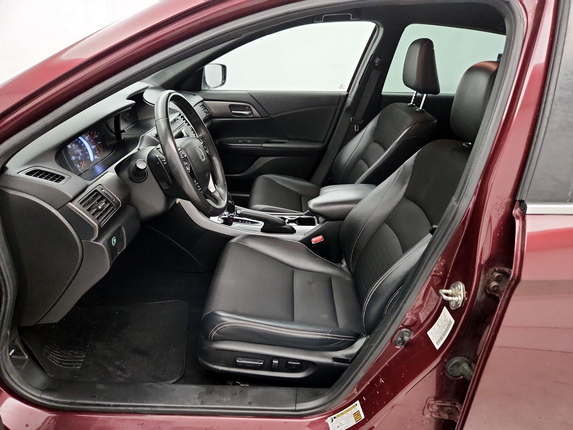 Thumbnail: 2016 Honda Accord - 11
