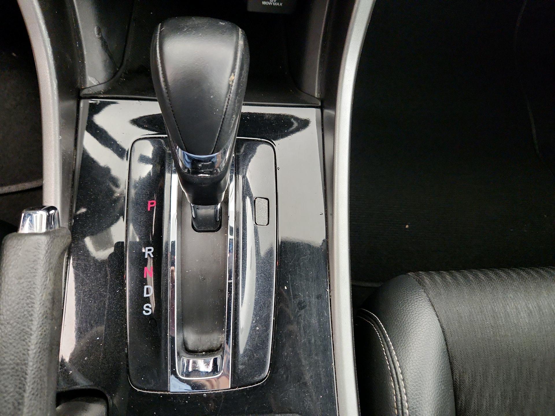 Thumbnail: 2016 Honda Accord - 17