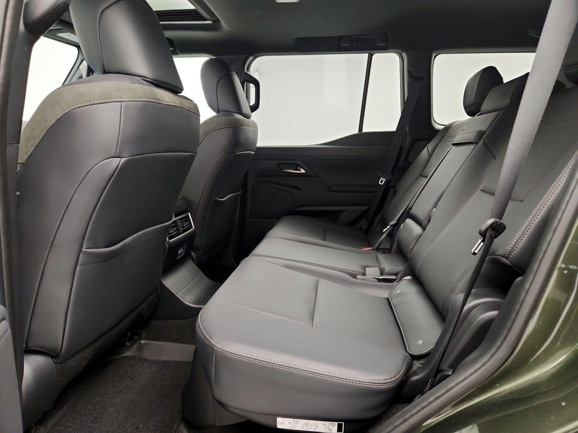 Thumbnail: 2024 Lexus GX - 20