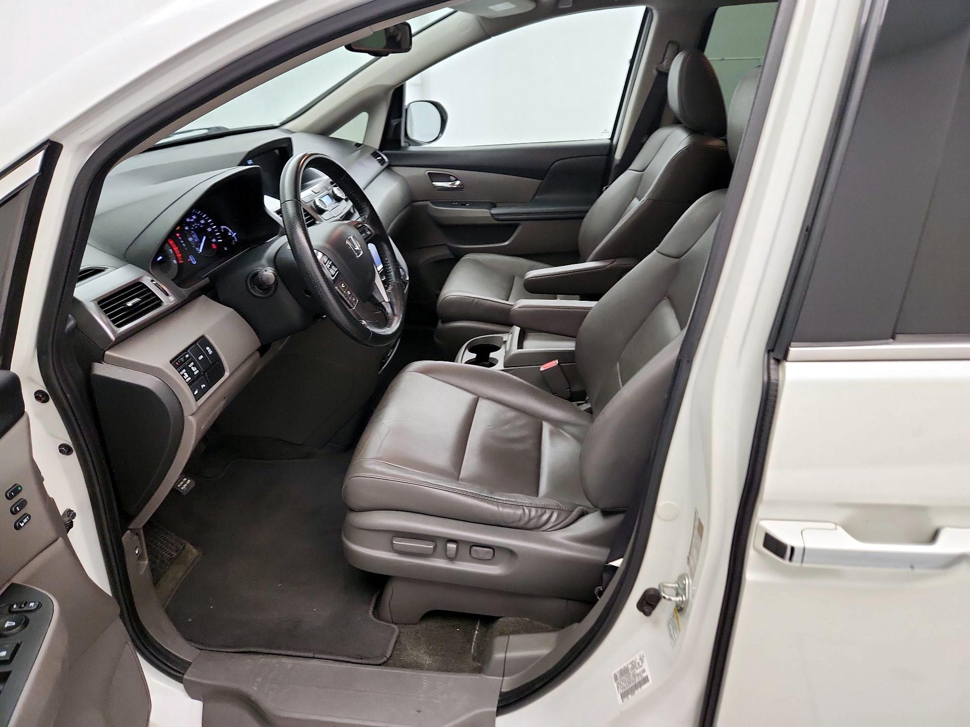 Thumbnail: 2014 Honda Odyssey - 11