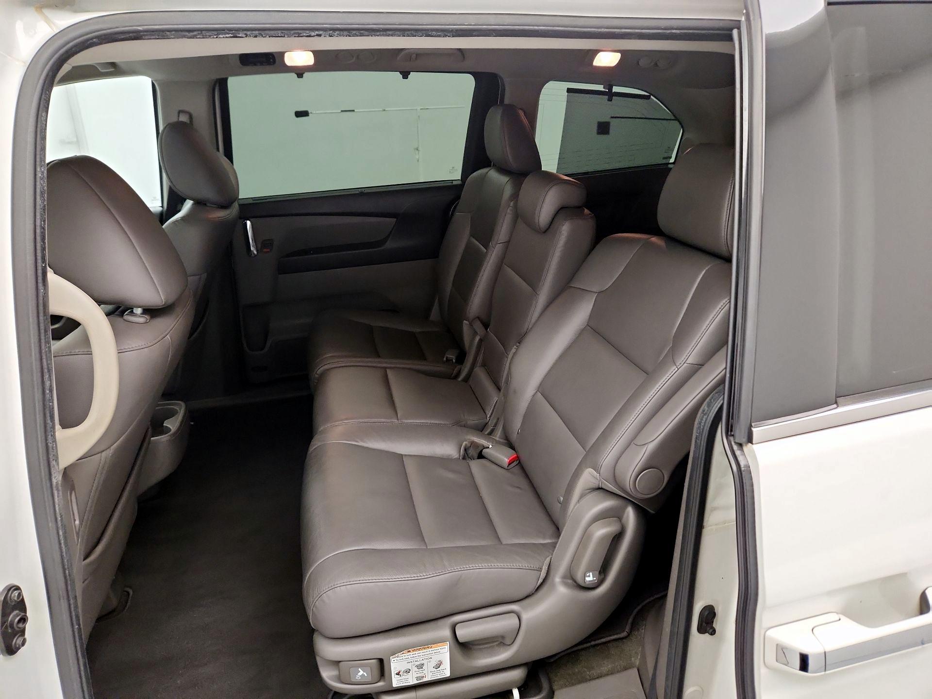 Thumbnail: 2014 Honda Odyssey - 19