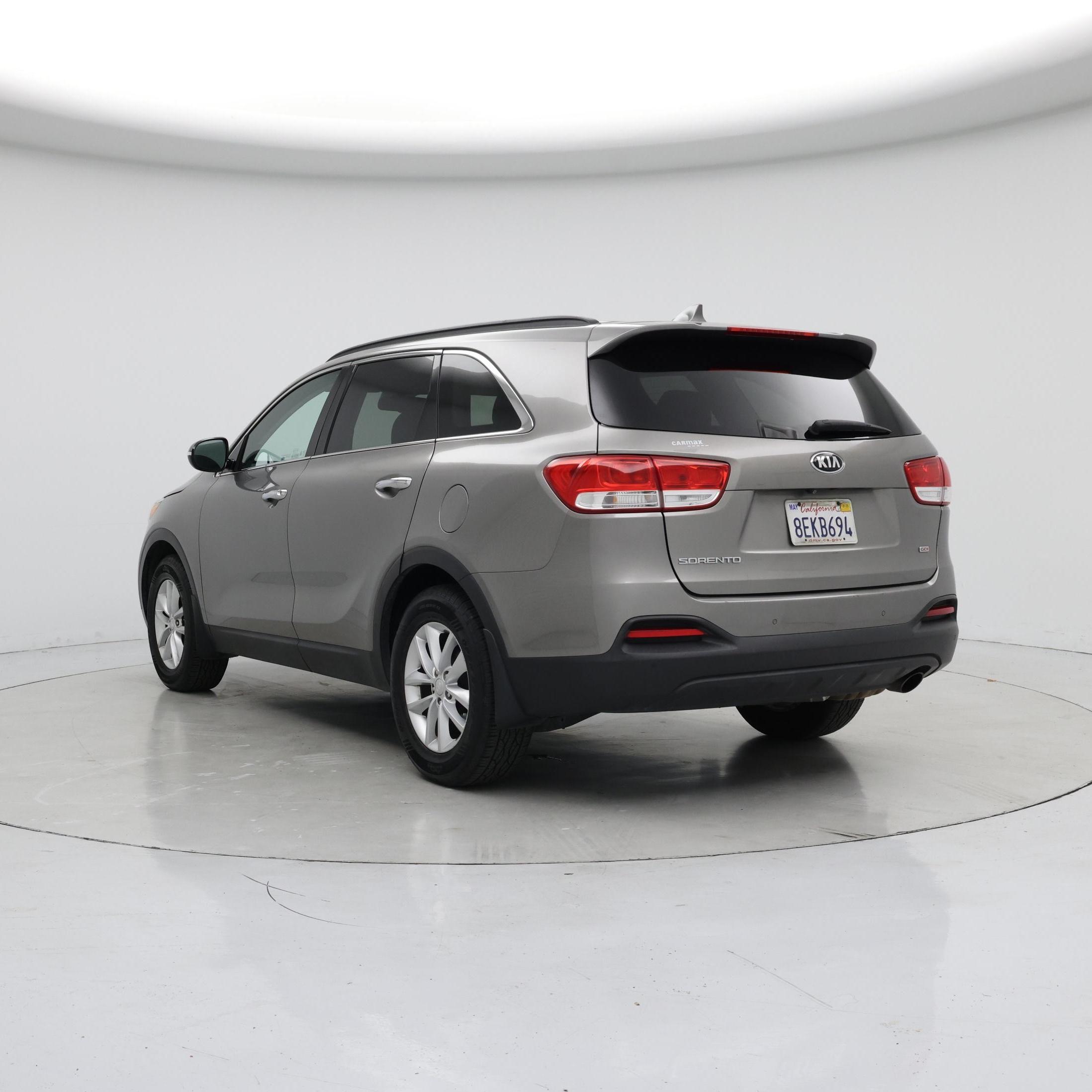 Thumbnail: 2018 Kia Sorento - 2