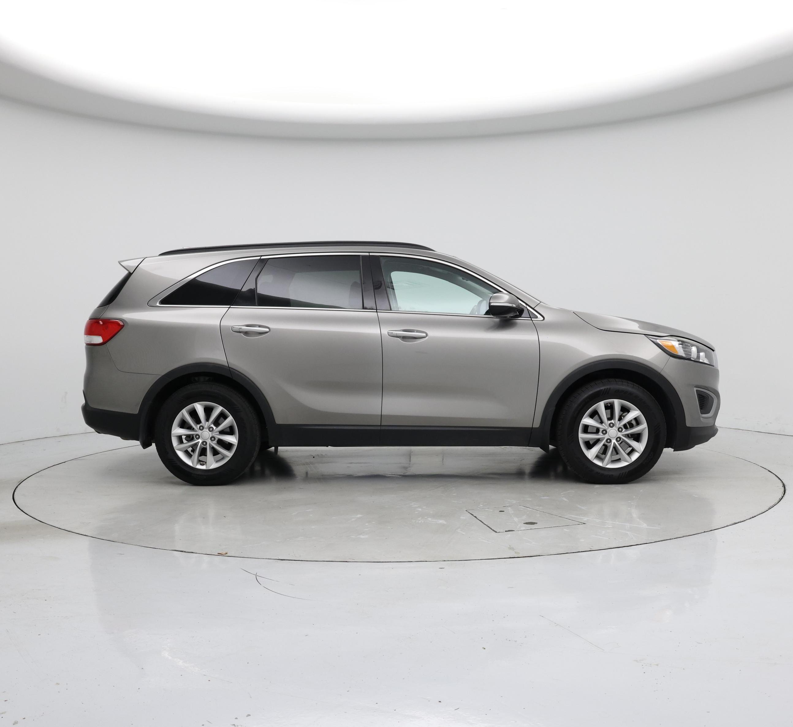 Thumbnail: 2018 Kia Sorento - 7