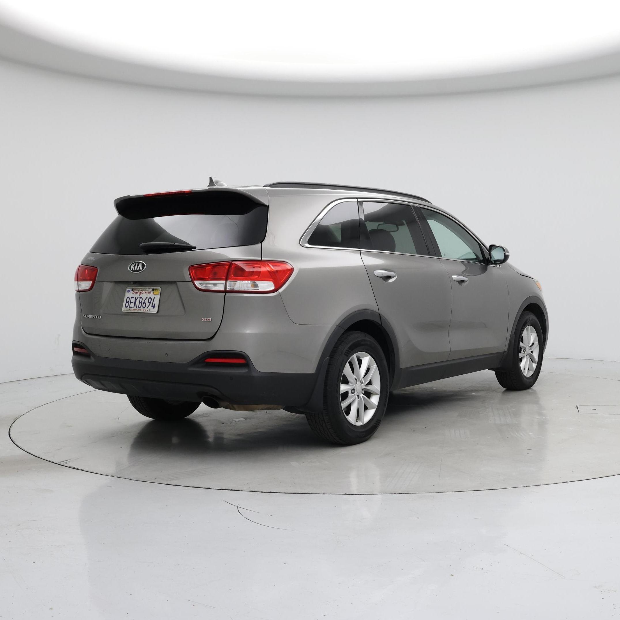 Thumbnail: 2018 Kia Sorento - 8
