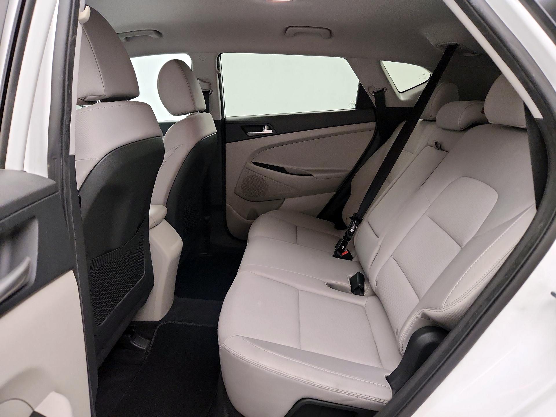Thumbnail: 2021 Hyundai Tucson - 19