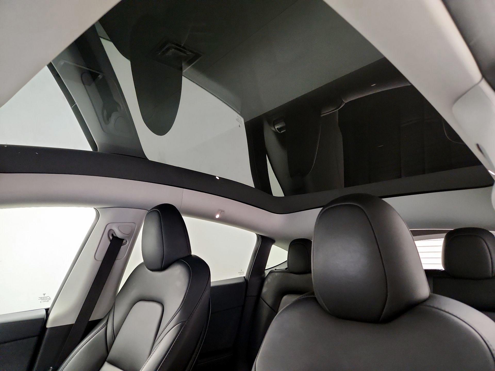 Thumbnail: 2023 Tesla Model Y - 18
