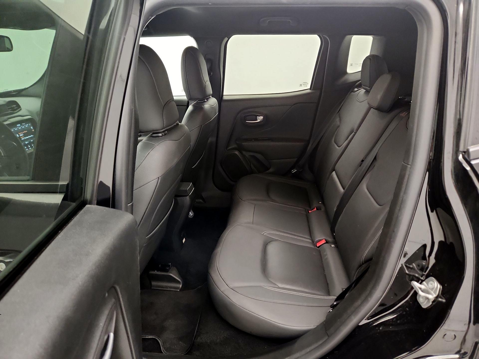Thumbnail: 2020 Jeep Renegade - 20