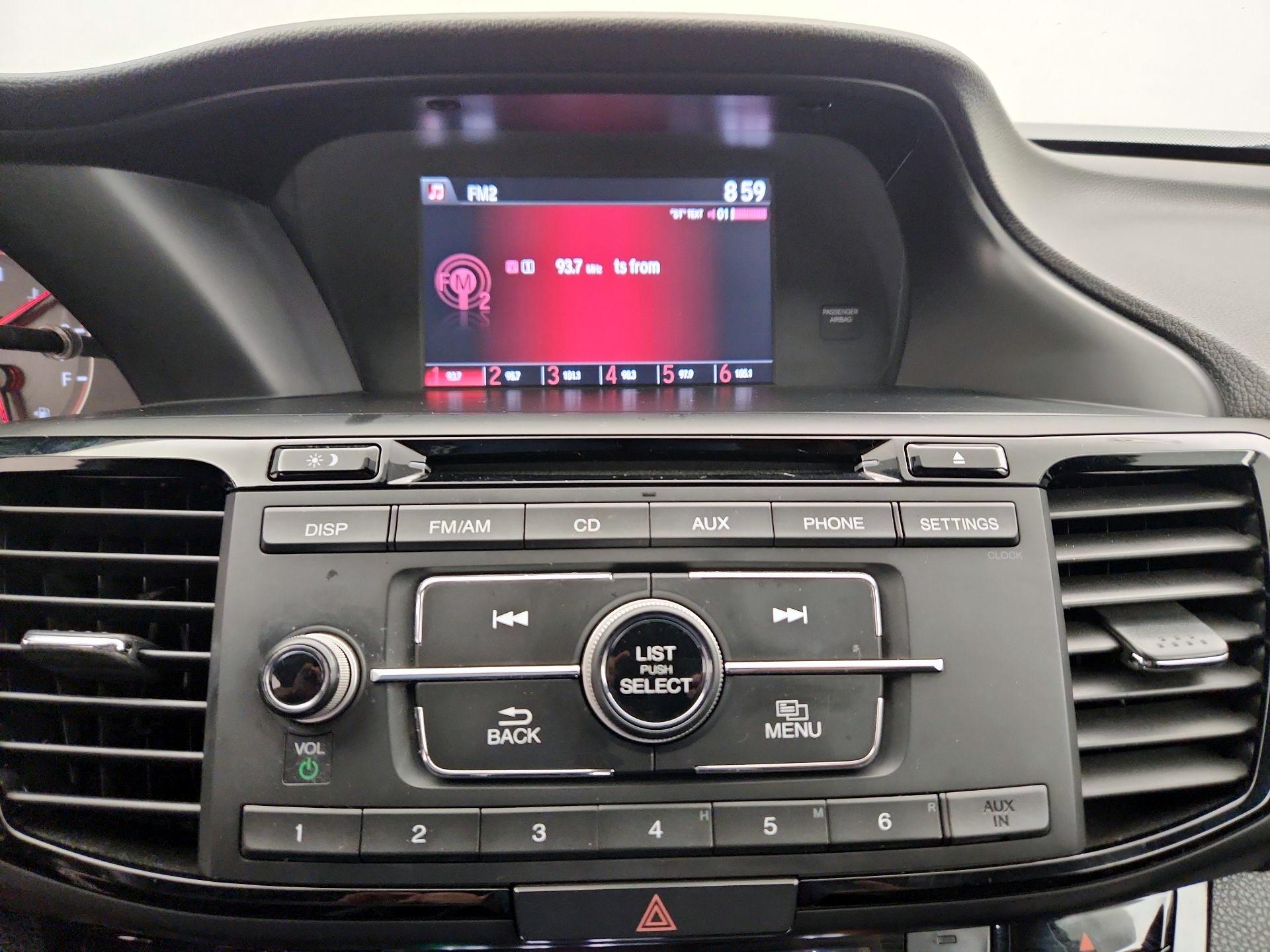 Thumbnail: 2016 Honda Accord - 15