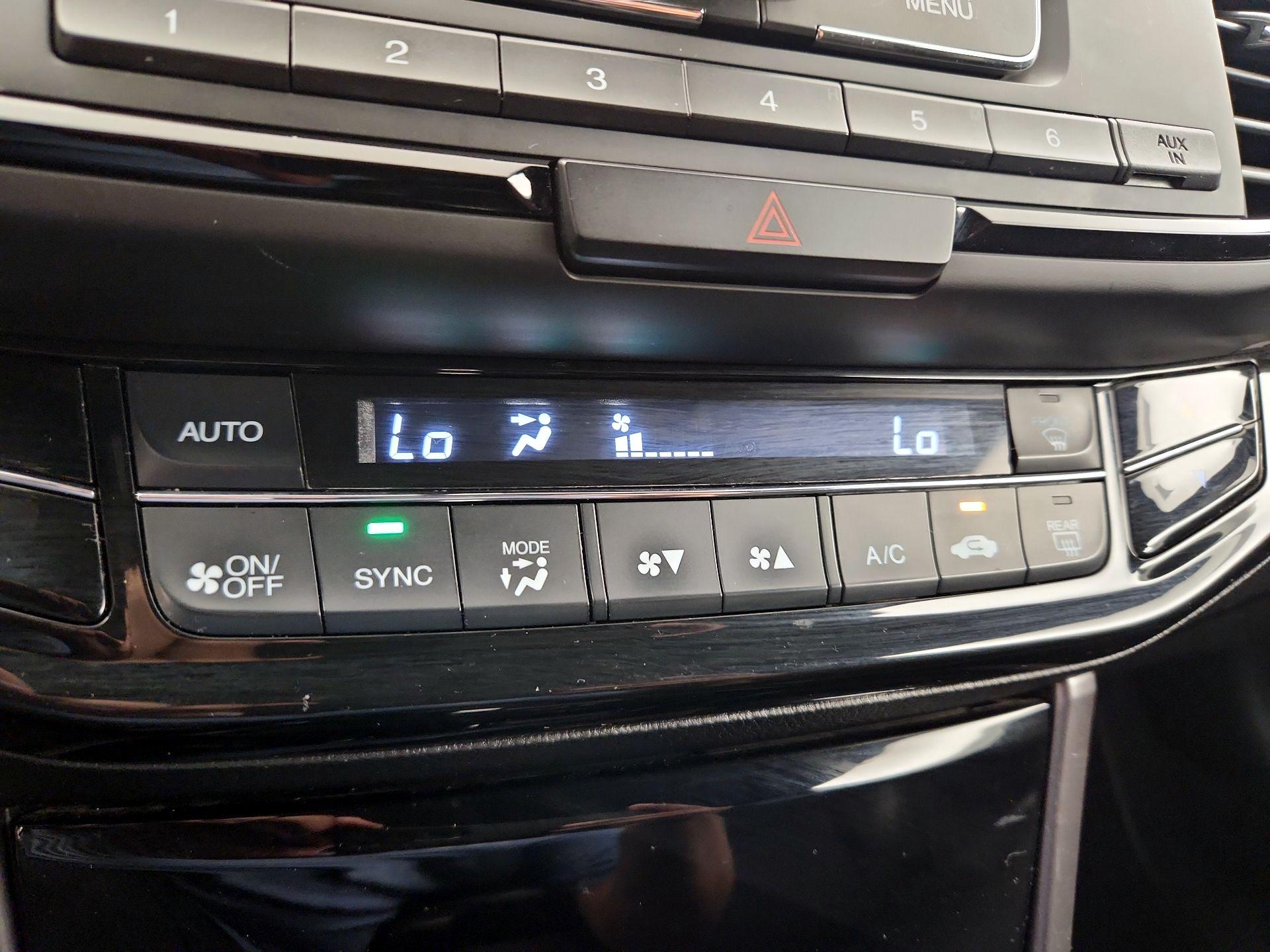 Thumbnail: 2016 Honda Accord - 16