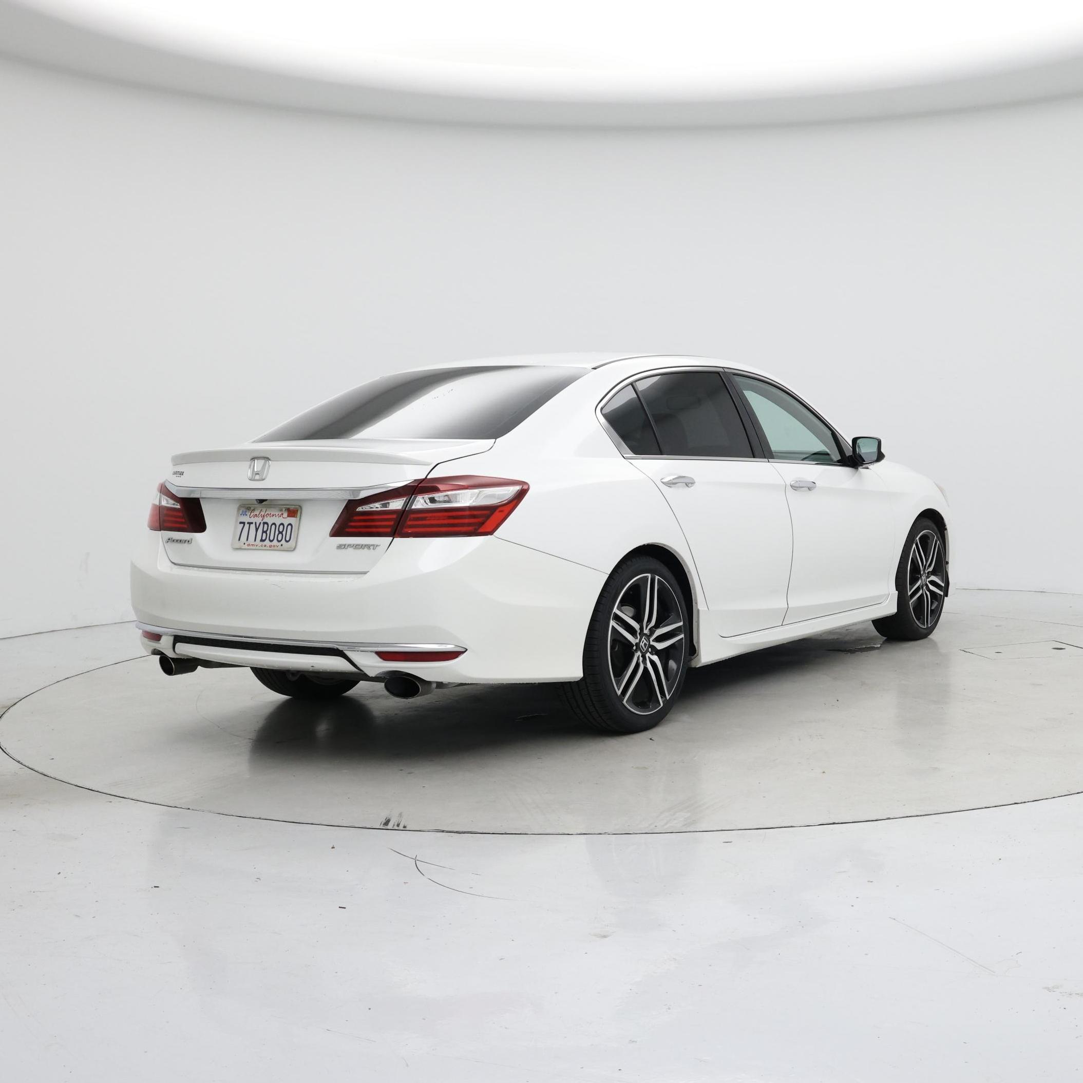 Thumbnail: 2016 Honda Accord - 8